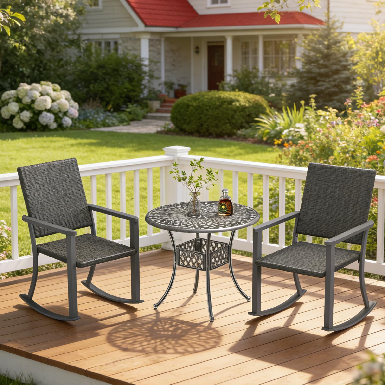 YODOLLA Schaukelstuhl, Außen Rattan Feuerschale Terrassestühle mit Armlehnen & Metallrahmen, Allwetter Gartenmöbel-Set für Hinterhof Terrasse Garten, Schwarz (1 STK.)