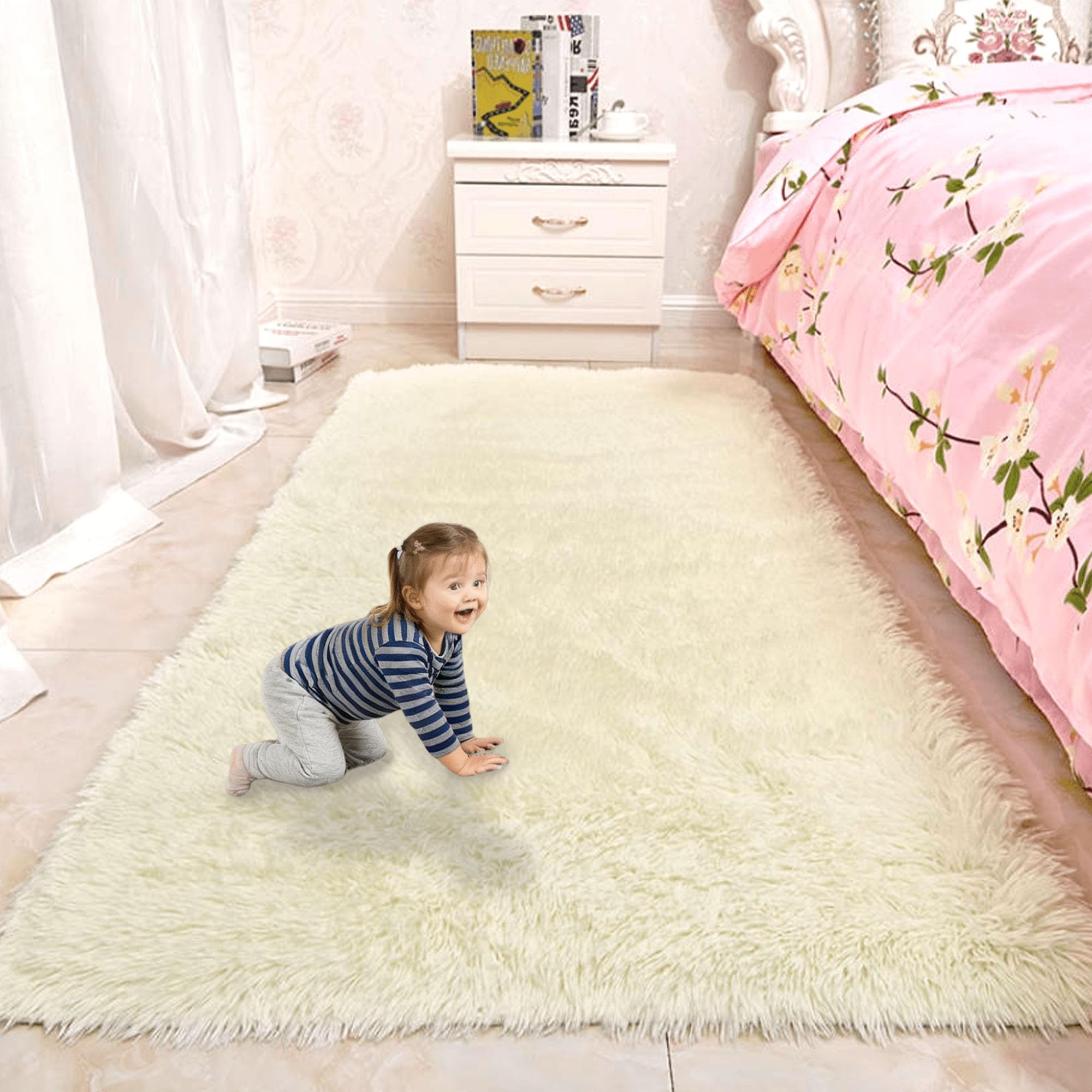 Tapis salon shaggy 180x260 cm crème grand modèle moderne pour chambre et couloir