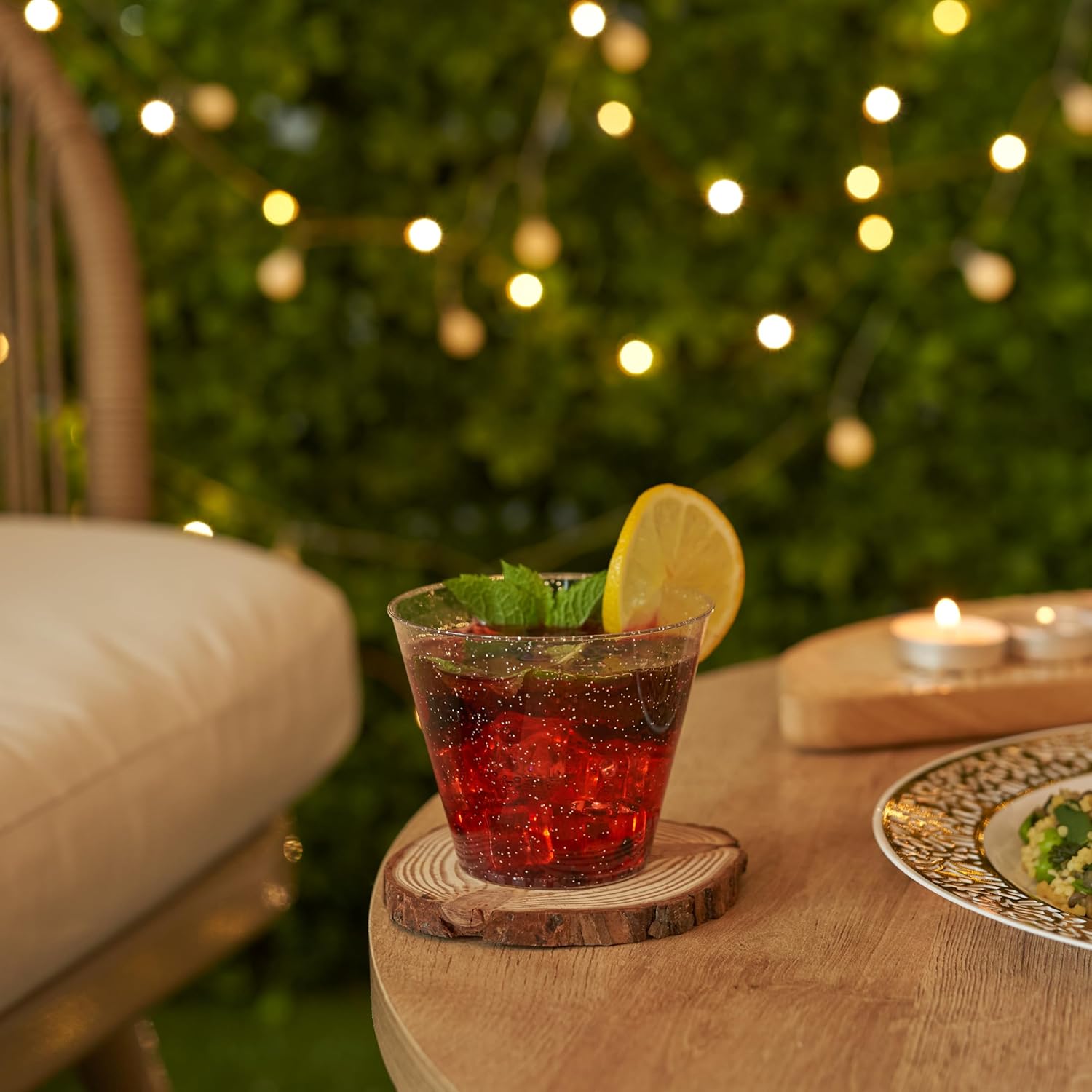 MATANA 30 Silver Glitter Plastic Cups 9oz, Clear Disposable Cocktail, Punch Cups, Wine Tumblers for Christmas, Parties and Weddings - Image 6