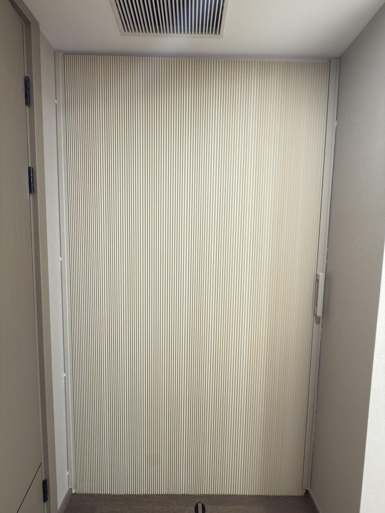 Concertina door Custom Size Trackless Sliding Accordion Door, Interior Space Partition Honeycomb Folding Door with Aluminum Frame for Kitchen Closet Bathroom, Easy To Install(230x200cm/91x79in)