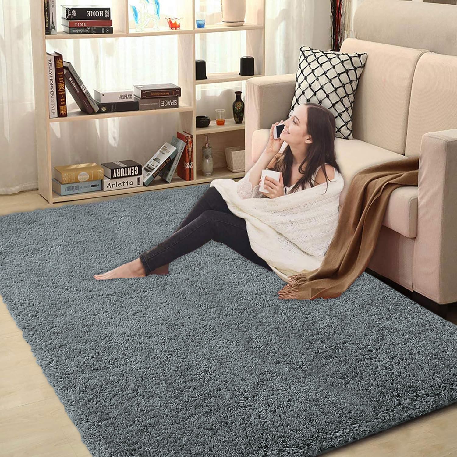 LUXE HOME INTERNATIONAL Microfibre Carpet Super Soft Anti Slip Vegas Rectangular Rugs for Bedroom,Livingroom(Grey,3X5 Feet)