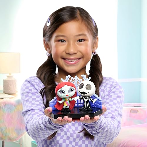 Miniatura 4 de DOORABLES Disney Grand Entrance Figuras coleccionables de 3 pulgadas, Jack Skellington y Sally, juguetes para niños a partir de 5 años, exclusivo de