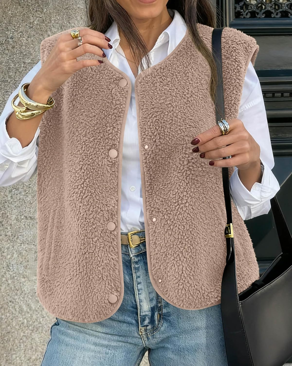 KIRUNDO Women's Fall Winter Fleece Vest 2025 Trendy Sleeveless Sherpa Jacket Button Down Open Front Fuzzy Warm Outerwear - Image 4