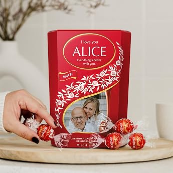 Lindt Lindor 500 g Personalised Chocolate - Birthday Gift for Men and Women Personalised with Name and Message with Delicious Lindor Chocolate Milk