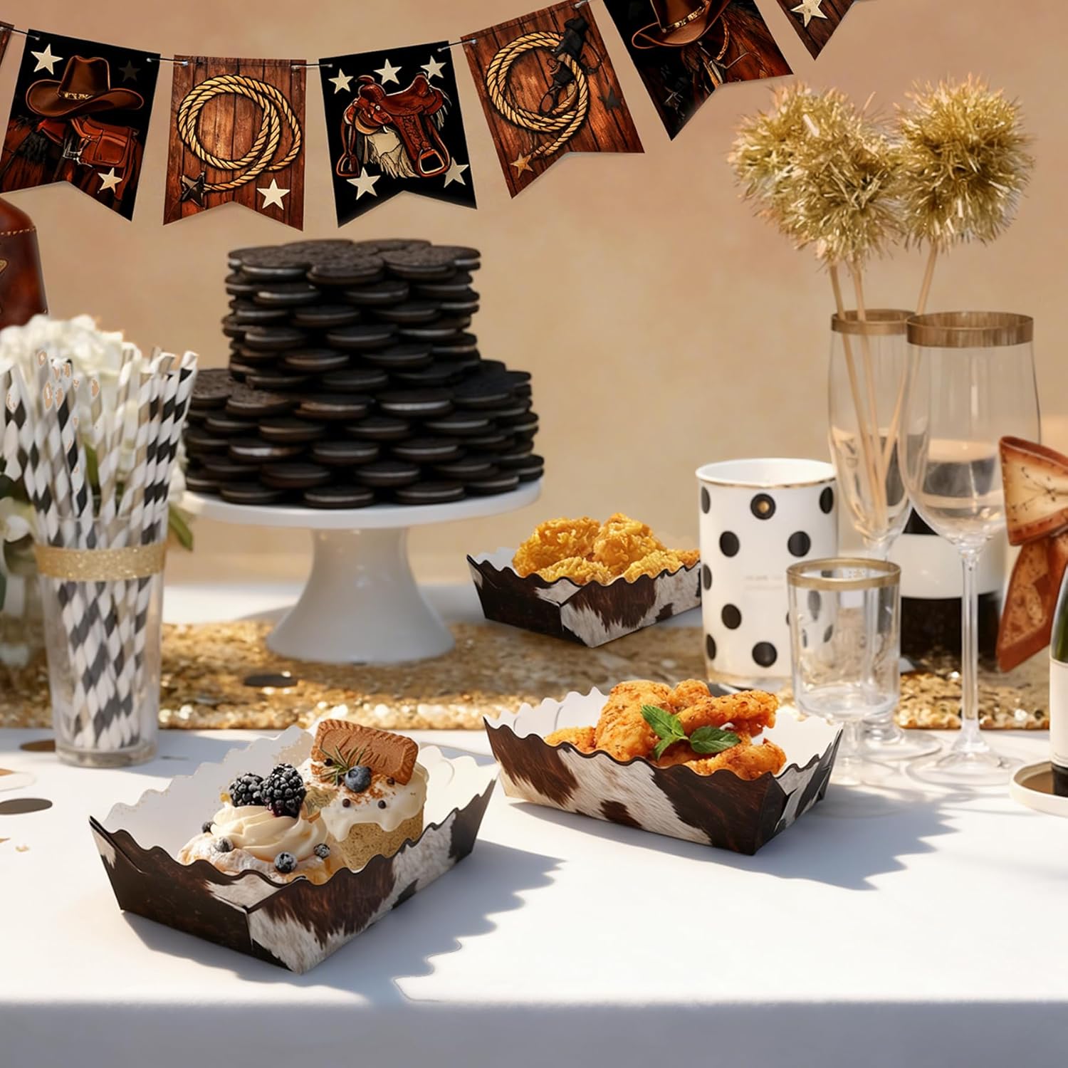 100 Pcs Cow Paper Food Trays Cow Birthday Party Decorations Cowhide Cookie Trays for Gift Giving Brown and White Disposable Scalloped Food Serving Boat for Serving Snack Western Party Favors