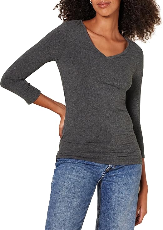 Amazon Essentials Women's Regular-Fit 3/4 Sleeve V-Neck T-Shirt (Available in Plus Size), Multipacks
