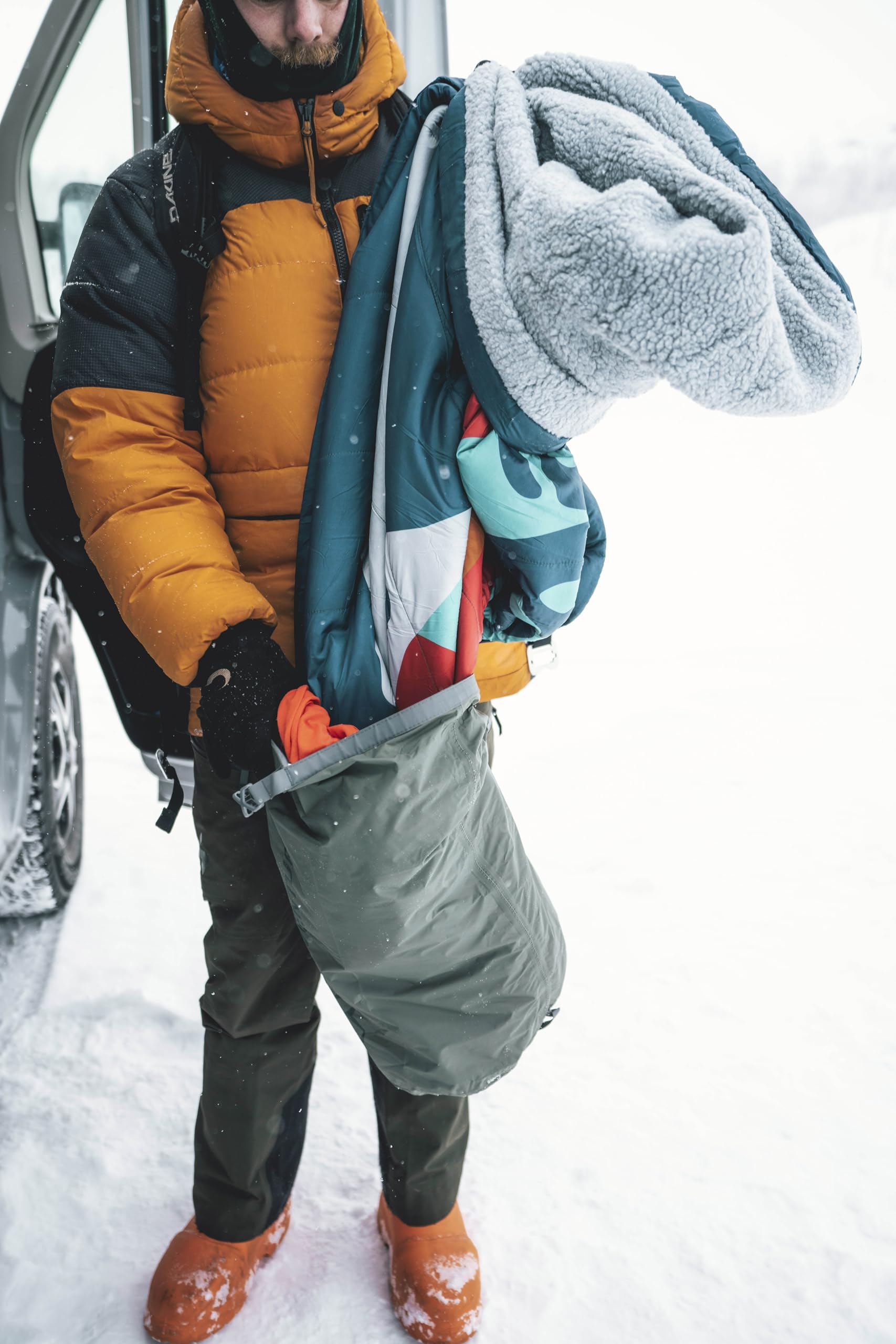 Lifeventure Stormlight Dry Bag, Siliconized Rip-Stop 70D Fabric with Fully Taped Seams | Roll-Top Closure Waterproof Dry Sack for Adventure Travel - 4