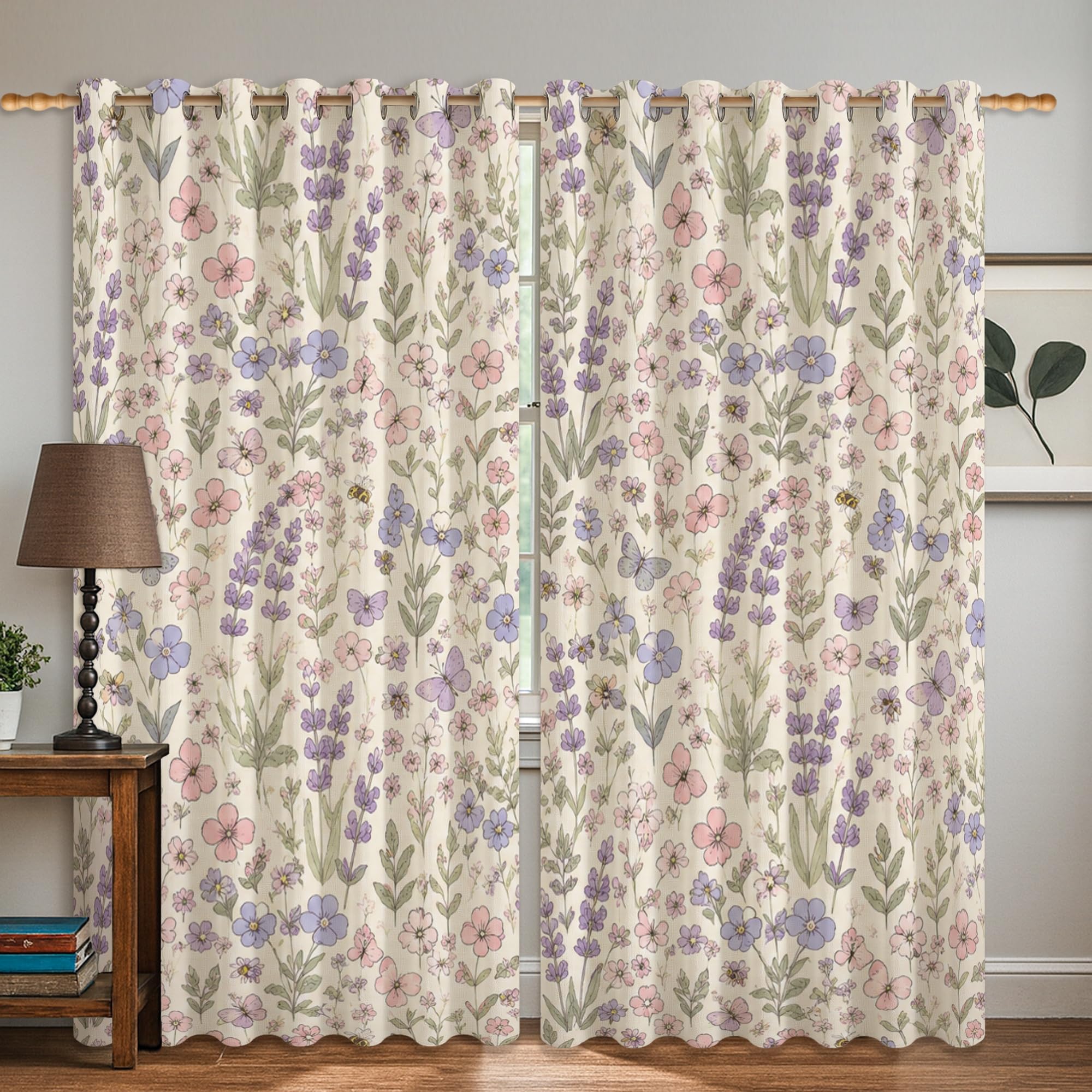 Rideau occultant floral pour une chambre romantique et sereine