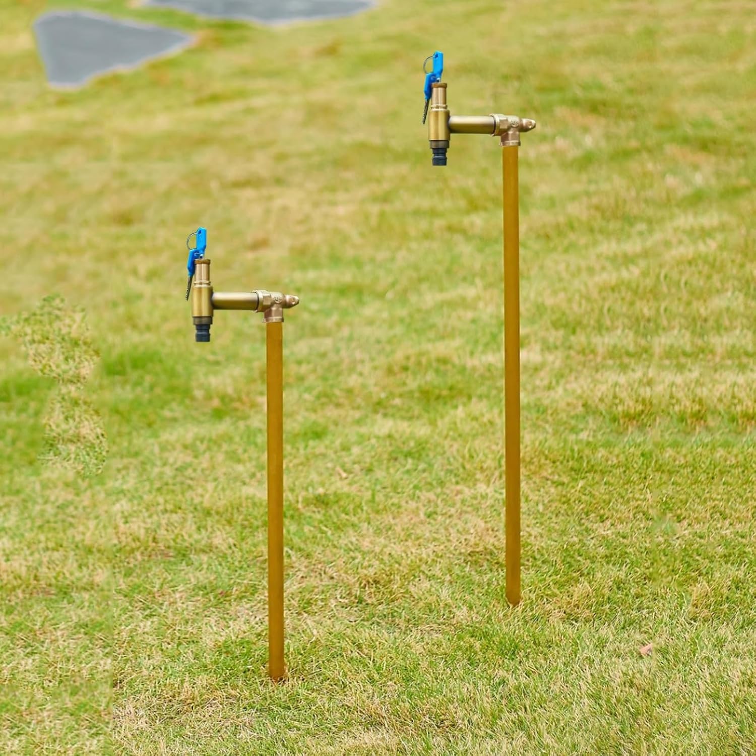 Outdoor Garden Faucet - Anti-Freeze Brass Water Column, 40cm/16in, Durable & Lockable, Ideal for Winter Use, Simple Design for Easy Installation, Black Finish