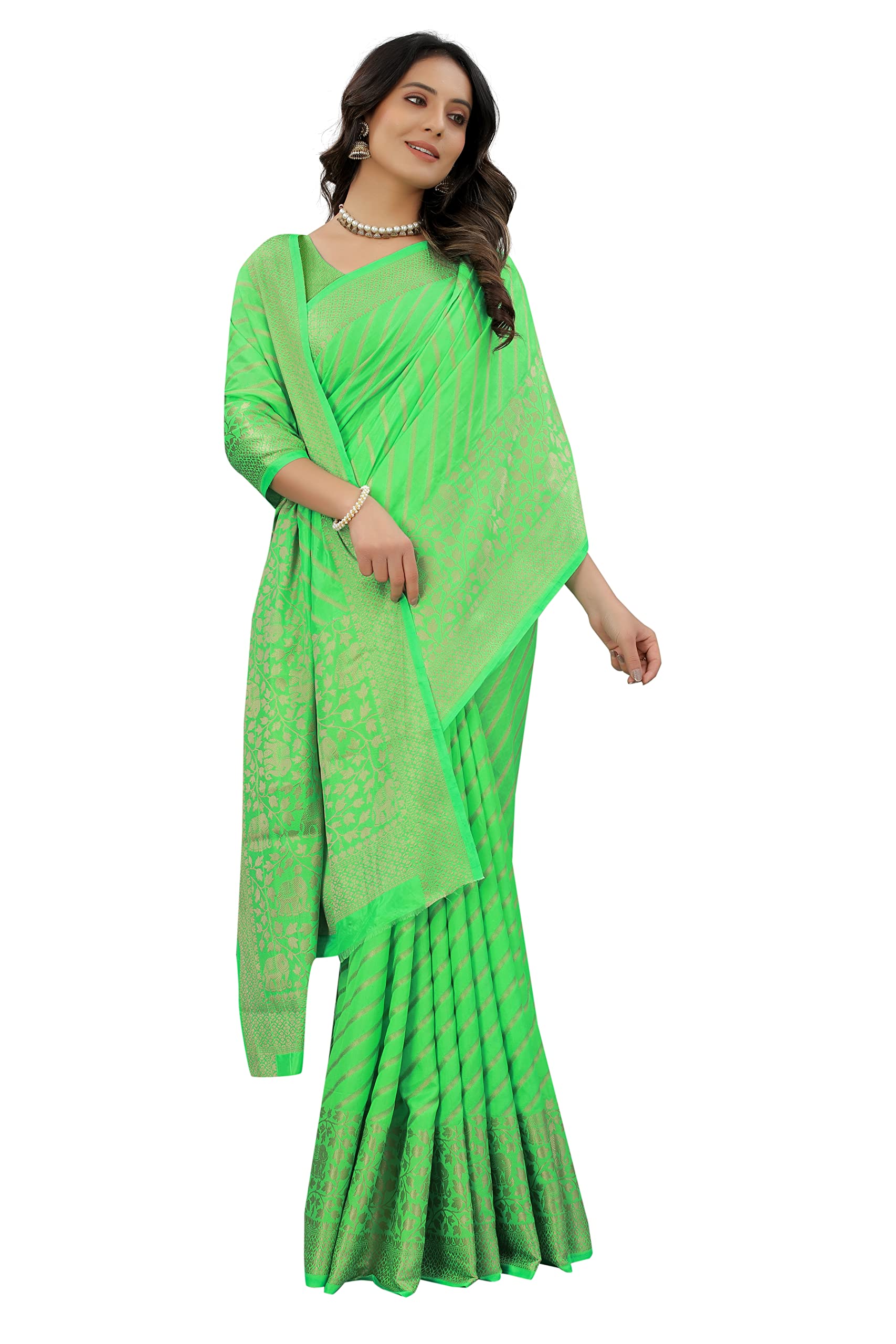 Nirja CreationWomen's Silk Blend Saree With Blouse Piece