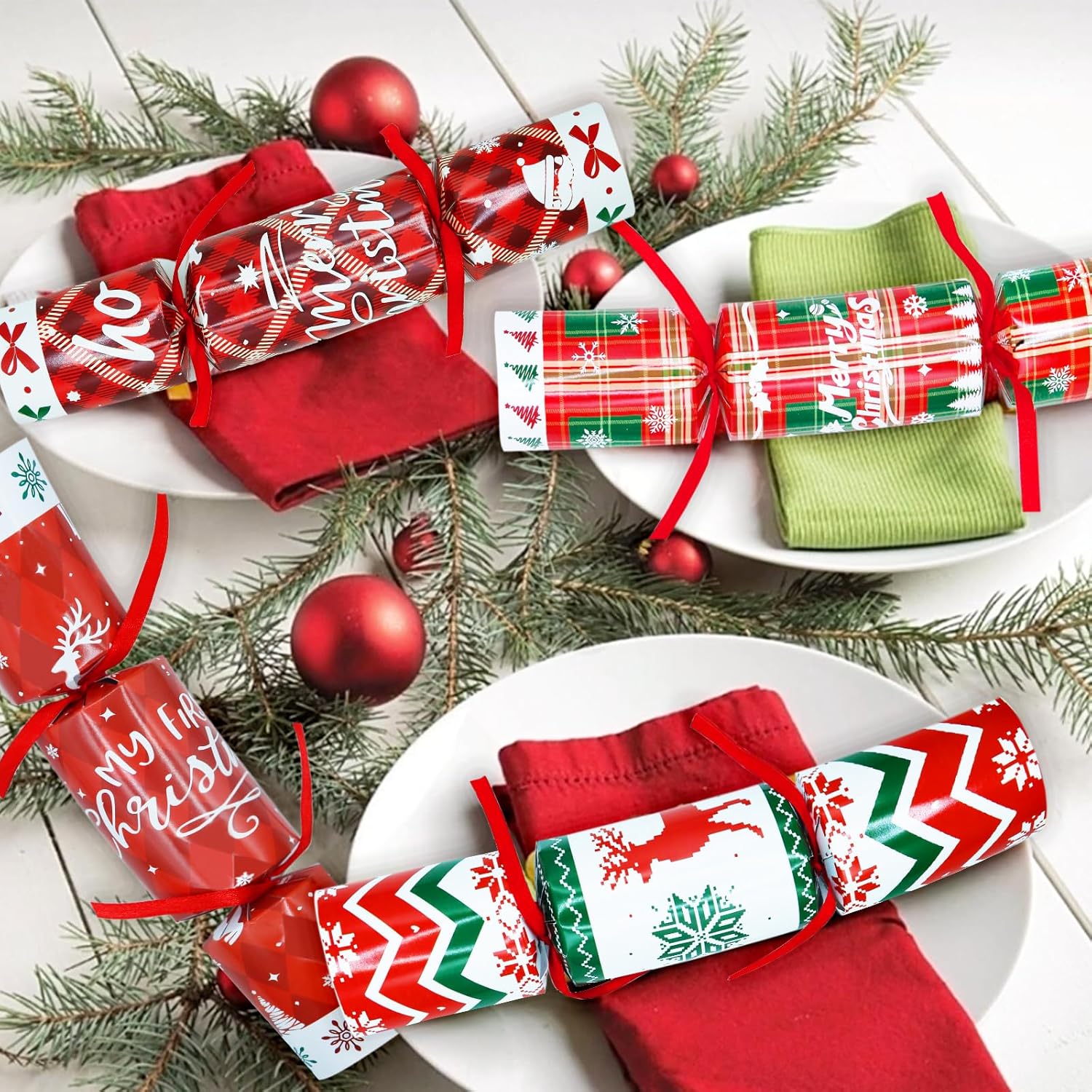 Christmas Party Favors No Snap Party Table Favor with Hats, Joke and Gifts Inside, Christmas Crackers with Gifts Xmas Holiday Dinner Tradition Party Supplies