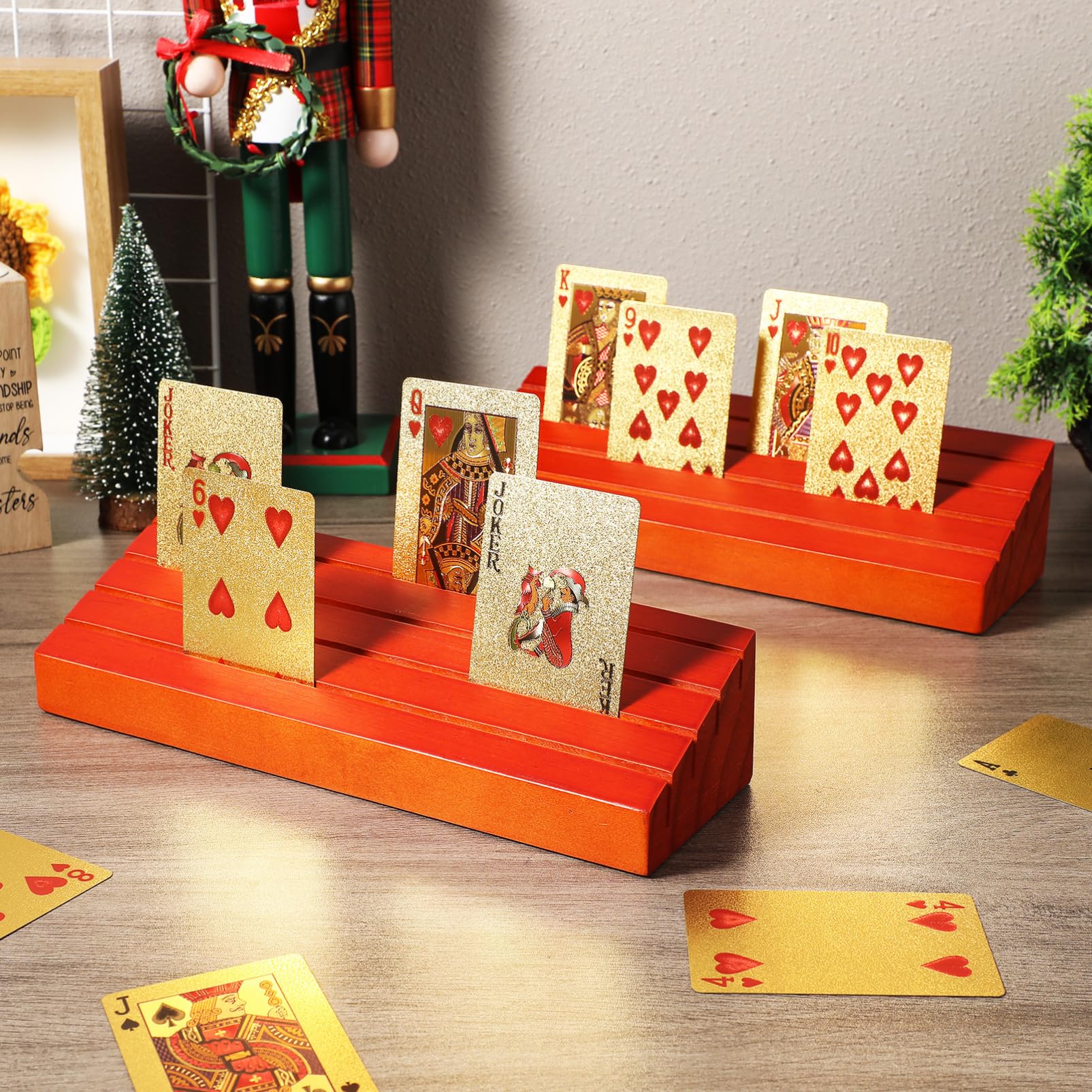 Vaguelly 2 Soportes de Madera para Naipes, Base Marrón para Mesa | Juego de Cartas, Bridge y Poker, Presentación Clara en Partidas, Pack de 2 Unidades