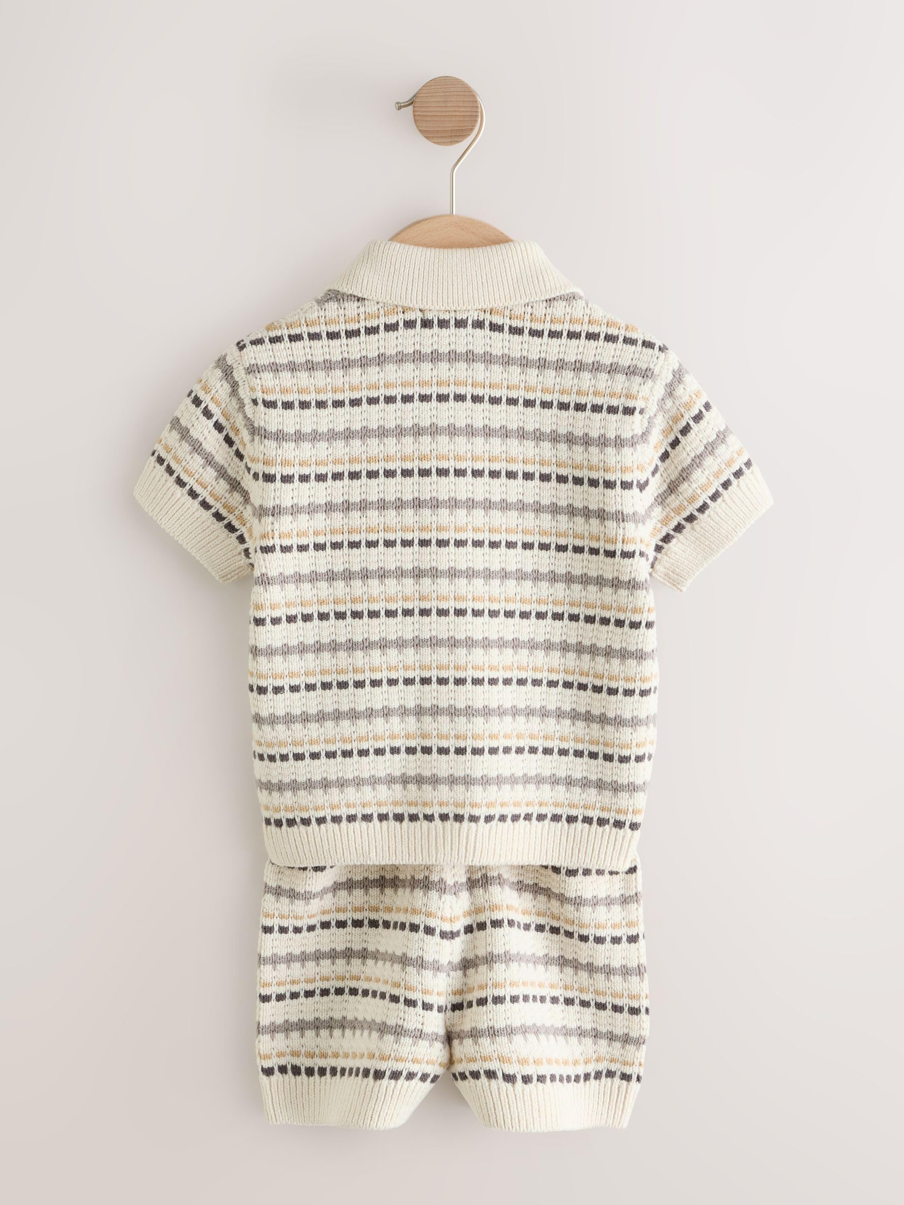 NEXT Jungen Strukturiertes Strick-Poloshirt mit Reverskragen und Shorts im Set