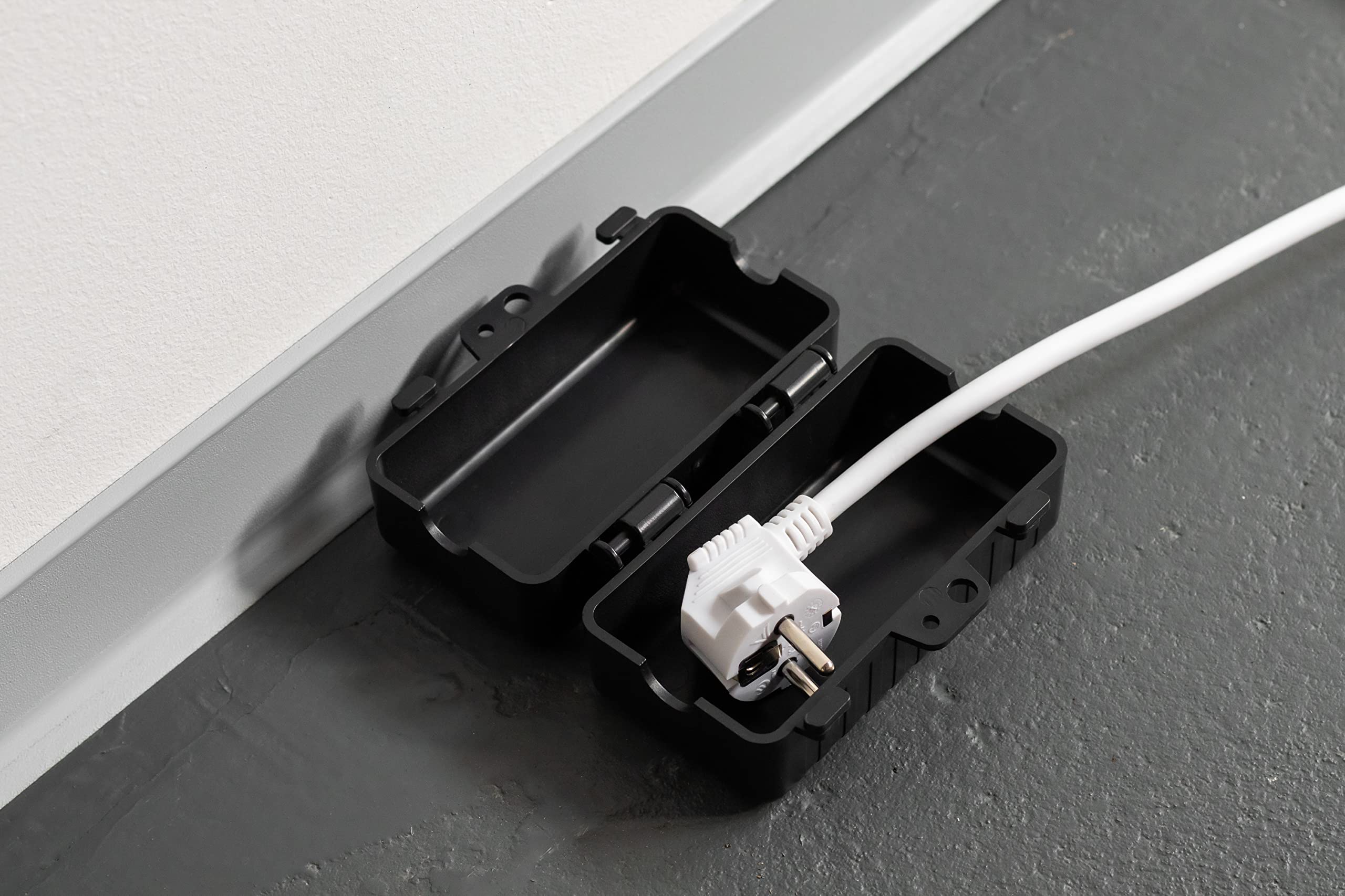 Meister Safebox 7436120 - Caja de Seguridad (120 x 60 x 60 mm, IP20, para Cables de hasta 18 mm de Grosor, Incluye candado y Llaves), Color Negro