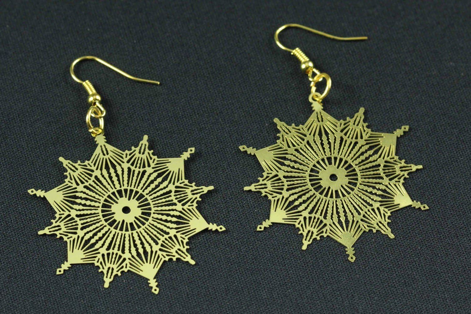 Snowflakesn Earrings Ice Flower Christmas Xmas Golden Filigree 2