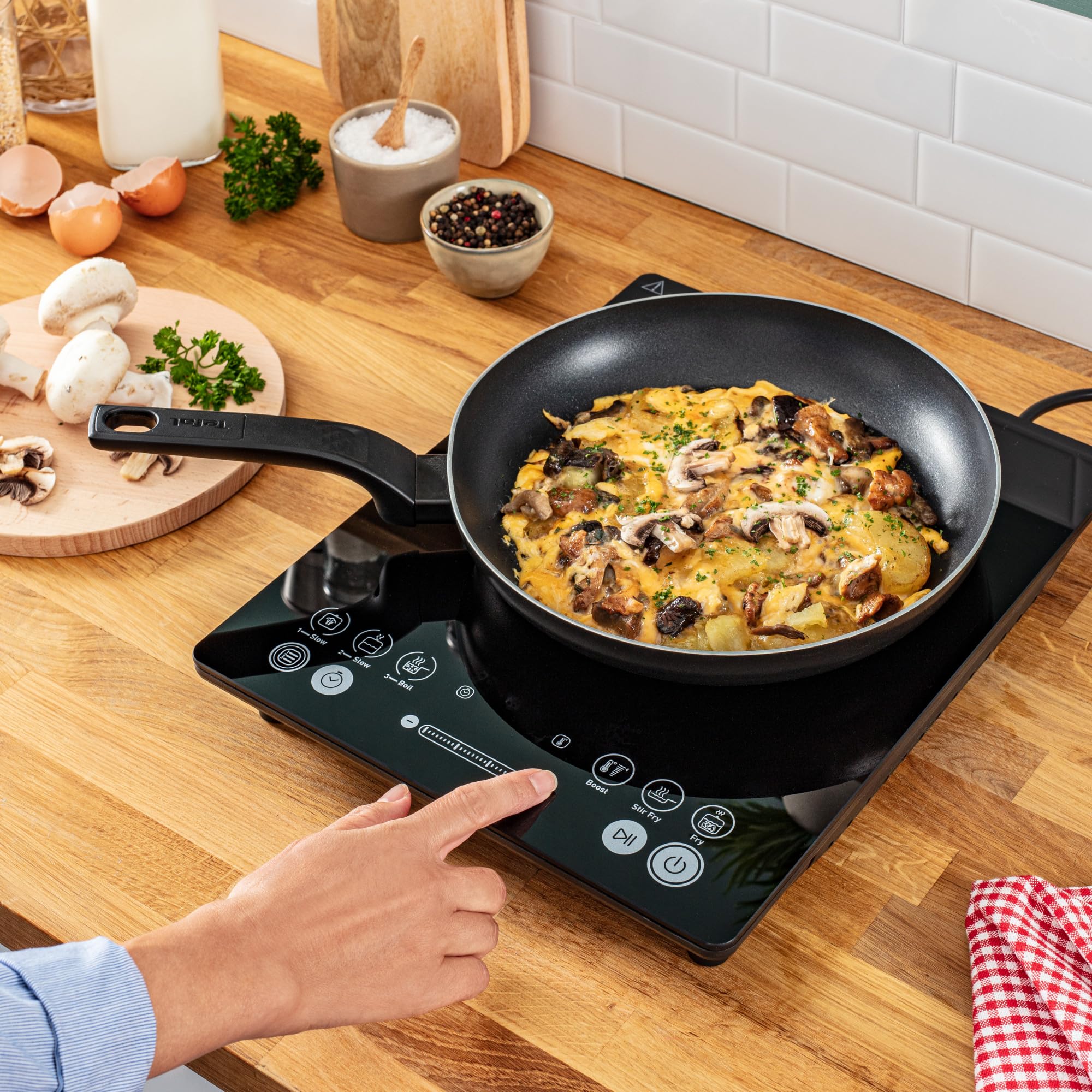 Tefal Plaque induction, Everyday Slim, 45 mm d'épaisseur, 2100 W, Portable, Compact, 6 programmes, 1 mode manuel, Tactile, Nettoyage facile, IH2108E1