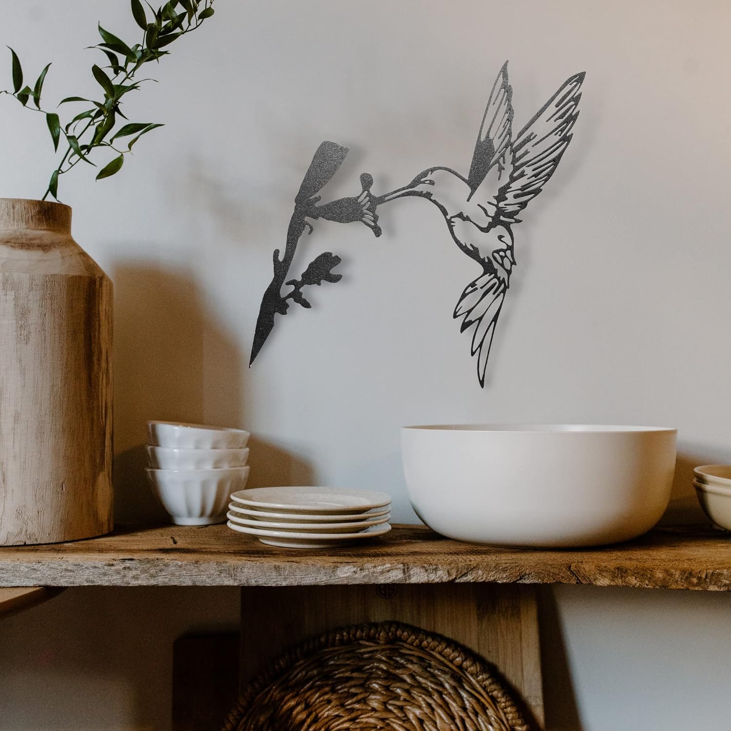 Renovatio Metal Bird Decor, Hummingbird Gifts for Mom Enchanting Hummingbird Decoration, Metal Wall Art, Outdoor Tree Ornaments – A Unique Garden & Yard Decor (Black)