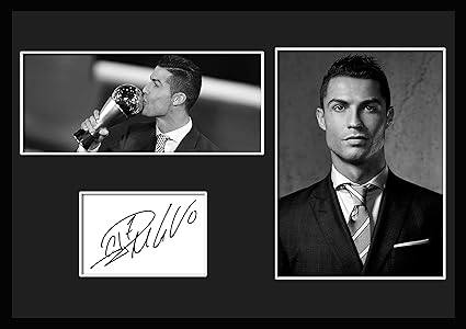 Amazon Co Jp 10種類 クリスティアーノ ロナウド Cristiano Ronaldo サインプリント 証明書付きフレーム Bw モノクロ ディスプレイ 3w 10 並行輸入品 ホーム キッチン