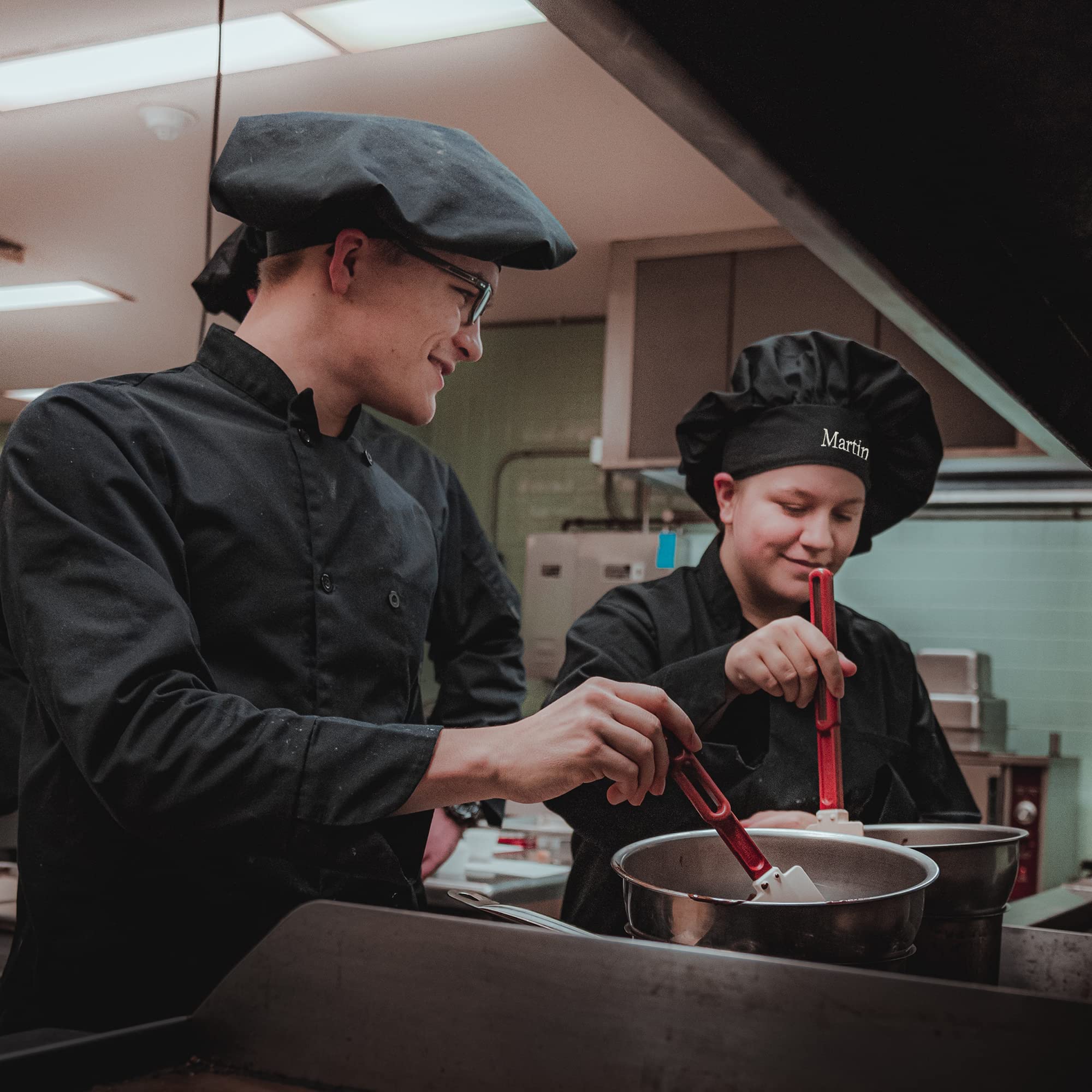 Personalisierter Kochmantel Kurzarm Kochhemd mit Kochmütze Custom Restaurant Arbeitsuniform Food Service Kochjacke