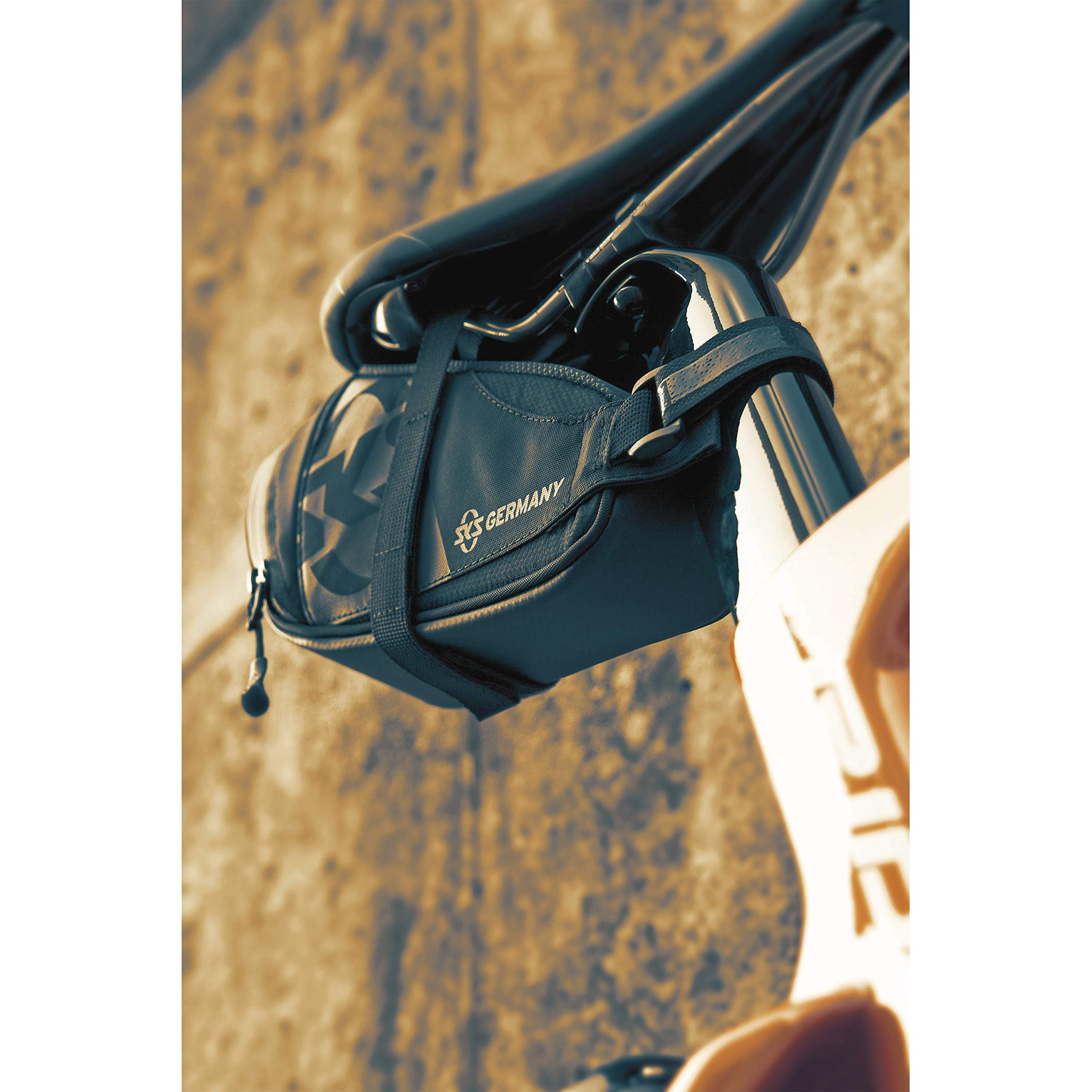 SKS GERMANY RACER Sacoche de vélo de route pour accessoires de vélo (sac aérodynamique avec fermetures éclair laminées et imperméables avec fermeture éclair Easy-Zip, grand volume)