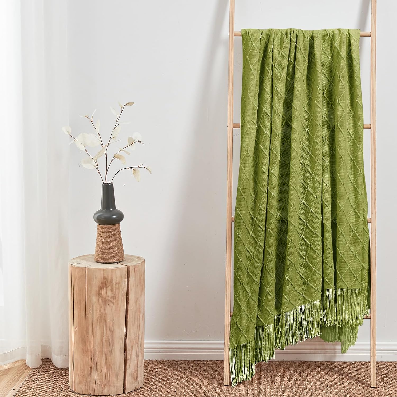 Beige Knitted Throw Blanket with Tassels