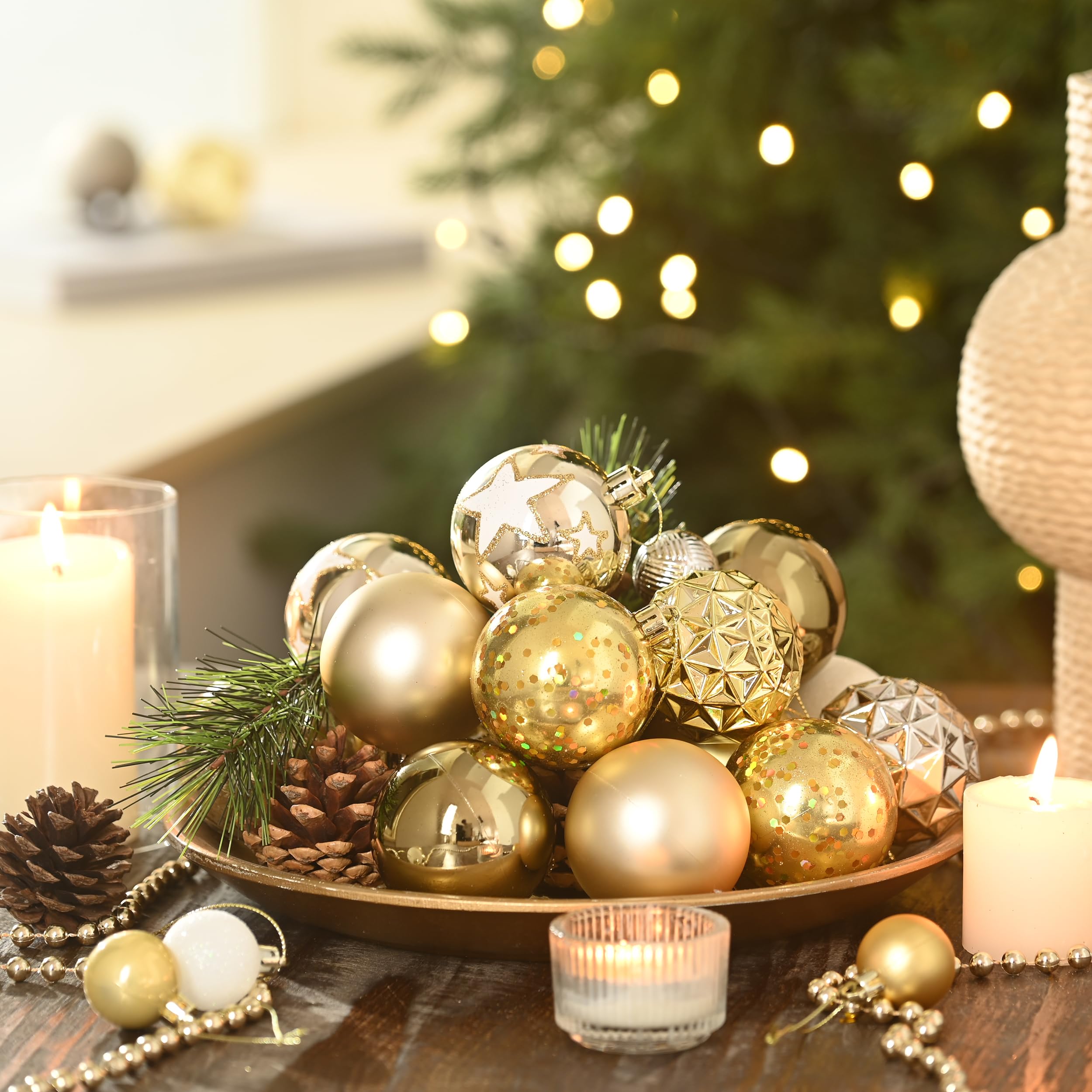 DecorbyHannah Décorations de Noël, décorations de sapin de Noël incassables et modernes sur le thème doré et blanc, 50 carats, boules décoratives à suspendre pour la maison, les fêtes, les vacances