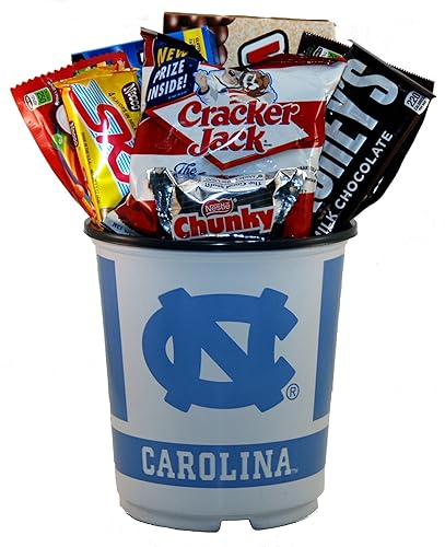 Cesta de regalo de cubo de aperitivos de la Universidad de Carolina del Nor