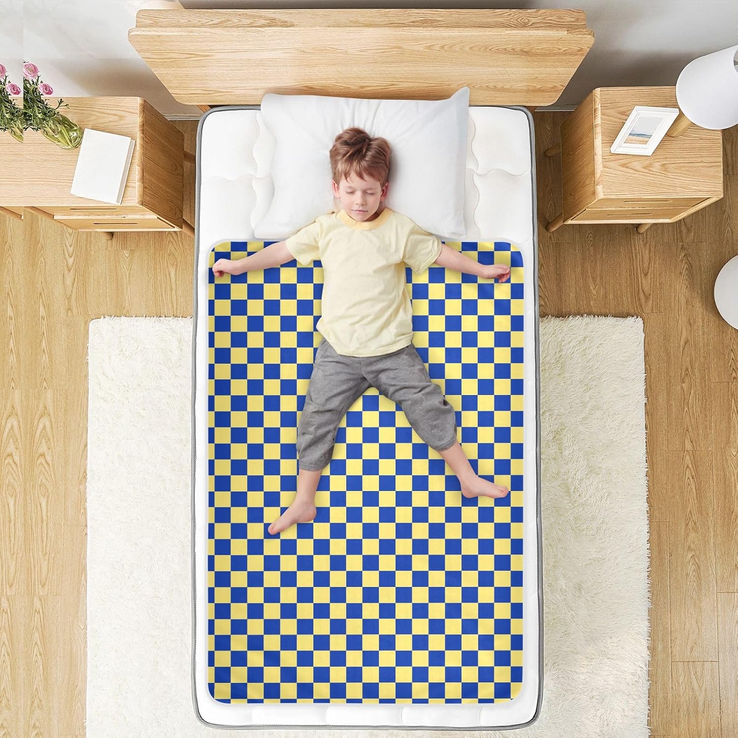 Yellow and Blue Check Extra Large Resuable Bed Underpads Waterproof Washable Flat Crib Pads Leakproof Quick Drying Pee Mats for Baby Toddler Children , 52" L x 34" W