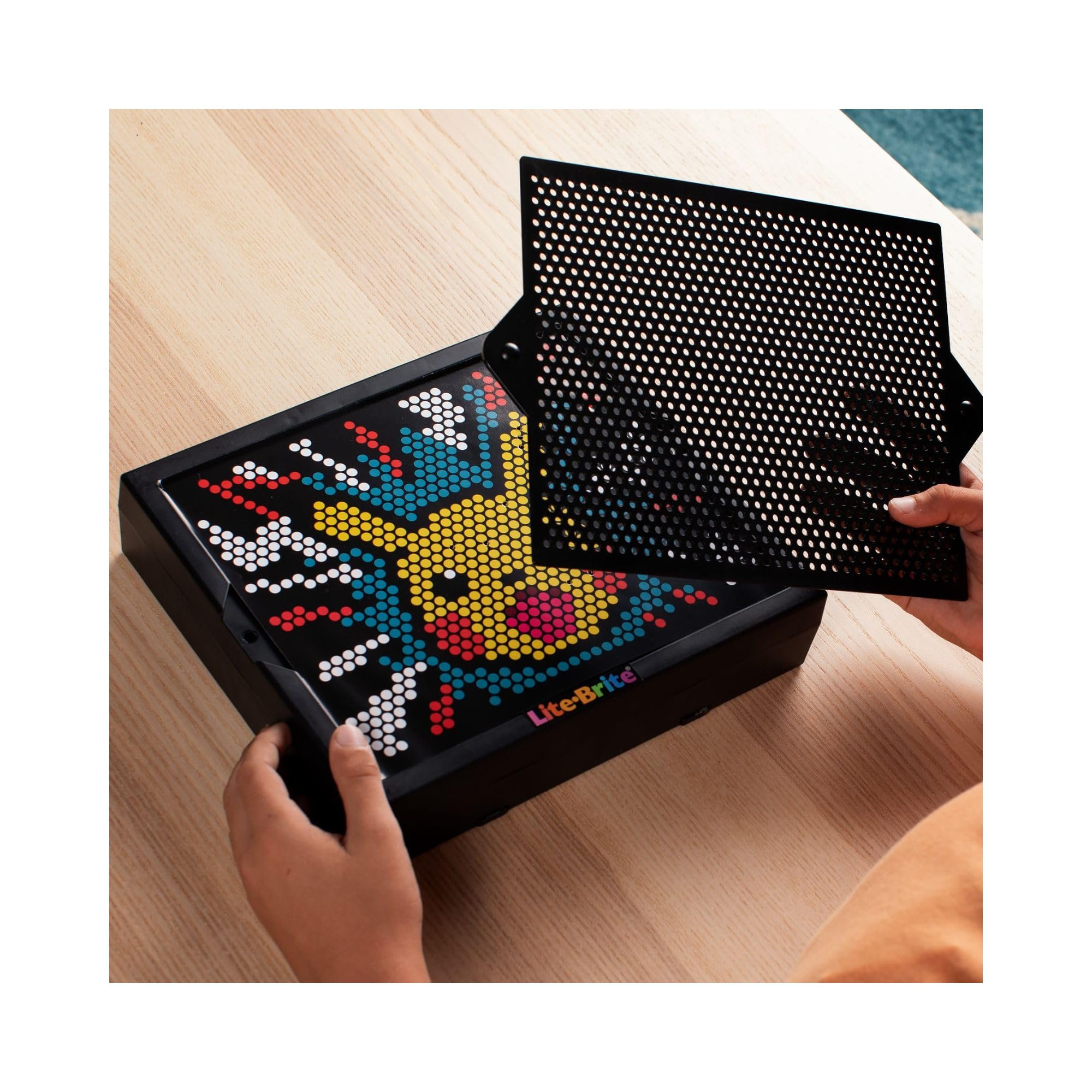 Basic Fun Lite-Brite Pokémon - Planche à Dessin Lumineuse LED avec Couleurs - Jouet Lumineux pour Enfants