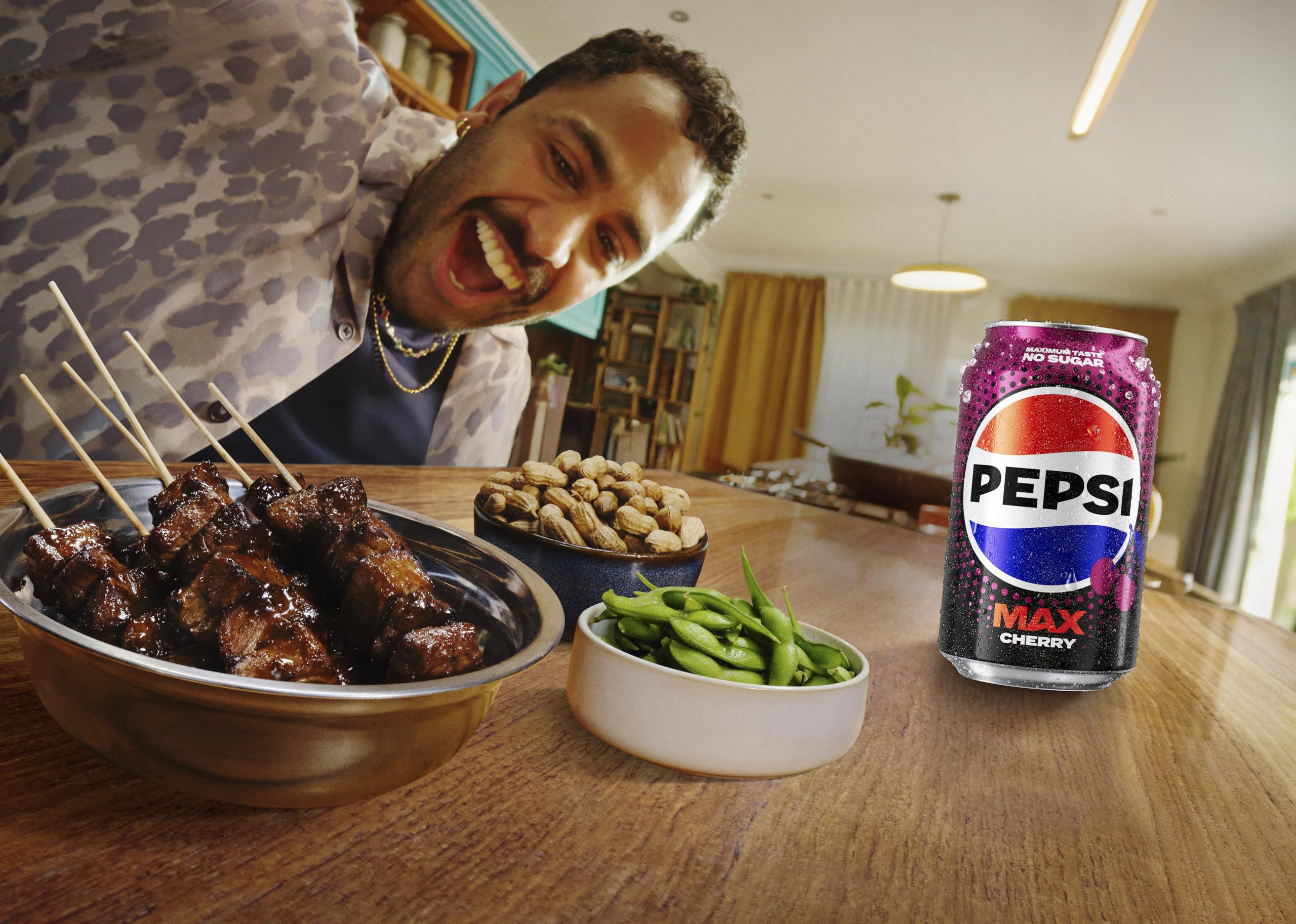 Pepsi Max Cherry No Sugar Cola Cans 24 x 330ml — view 6
