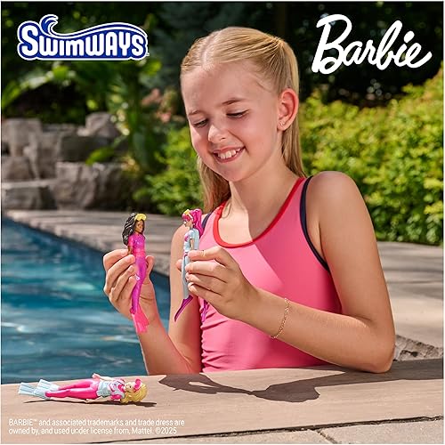 Vista 2 de SwimWays Barbie Personajes de Buceo Paquete de 3, Accesorios de Piscina y Juguetes de Piscina para Niños, Suministros para Fiestas en la Piscina