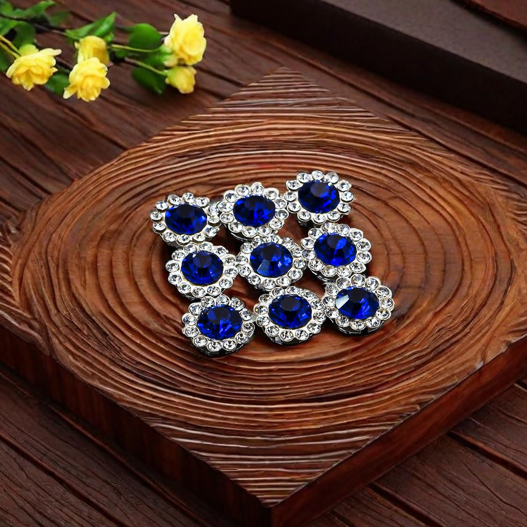 ハンドメイド様 Amazon.com: 50 pcs Rhinestone Embellishments Crystal Button Silver
