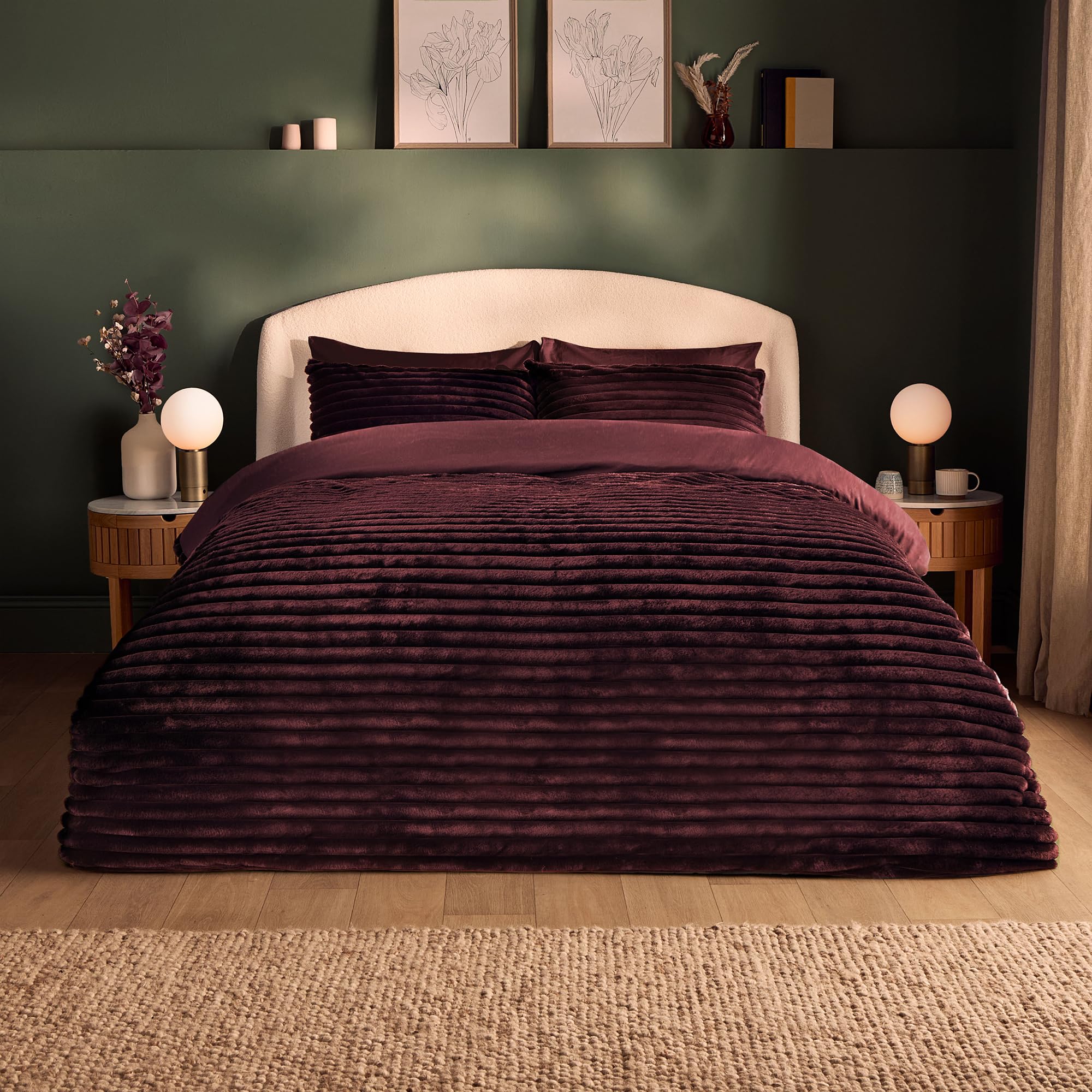 Silentnight Ribbed Faux Fur Duvet Set Berry