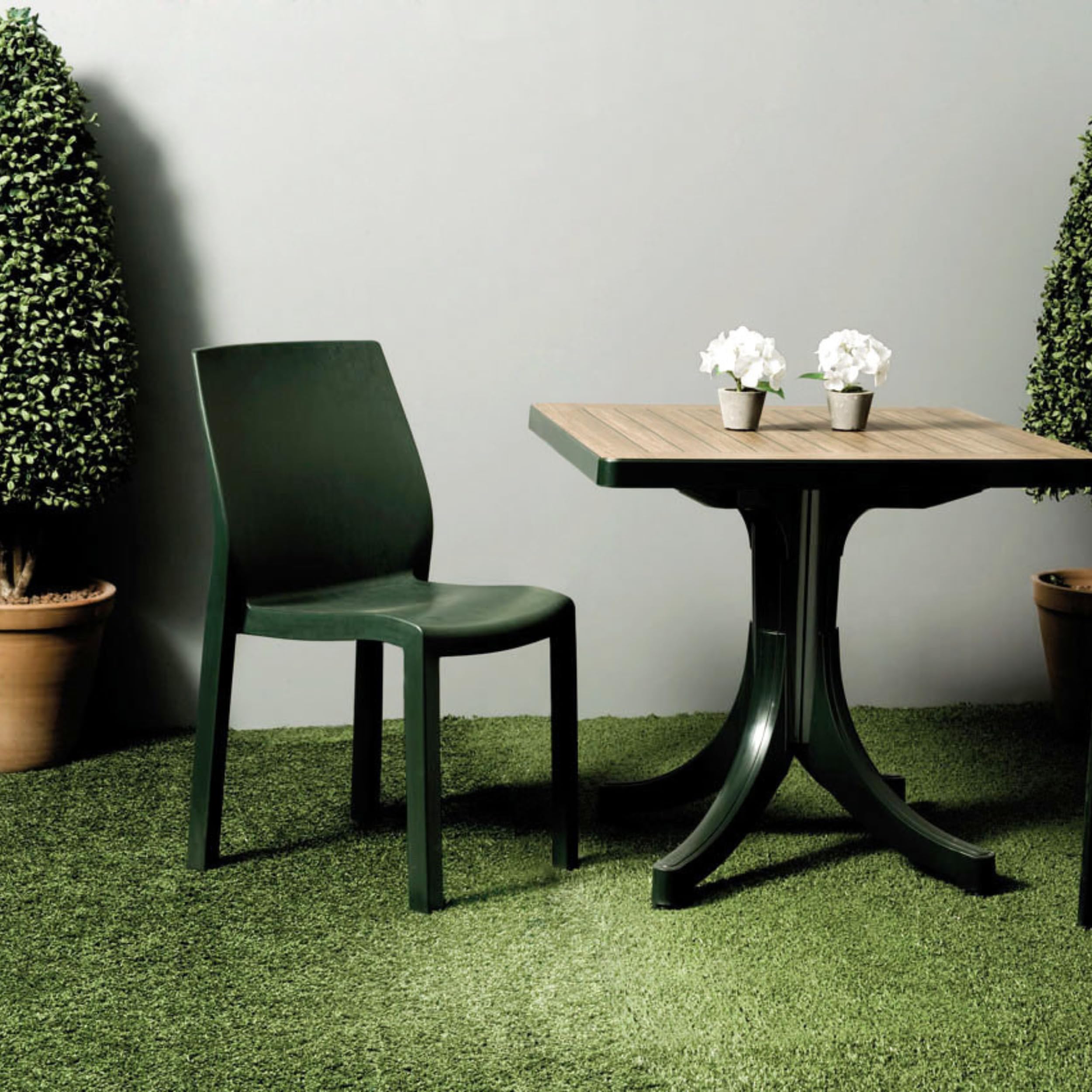 PAPATYA Stühle Esszimmer 1er Set | Esstisch Stühle & Essstühle für Innen & Außen | Gartenstühle Balkonstuhl wetterfest Terassenstuhl Belastbarkeit von 200 kg | Küchenstühle stapelbar - Schwarz