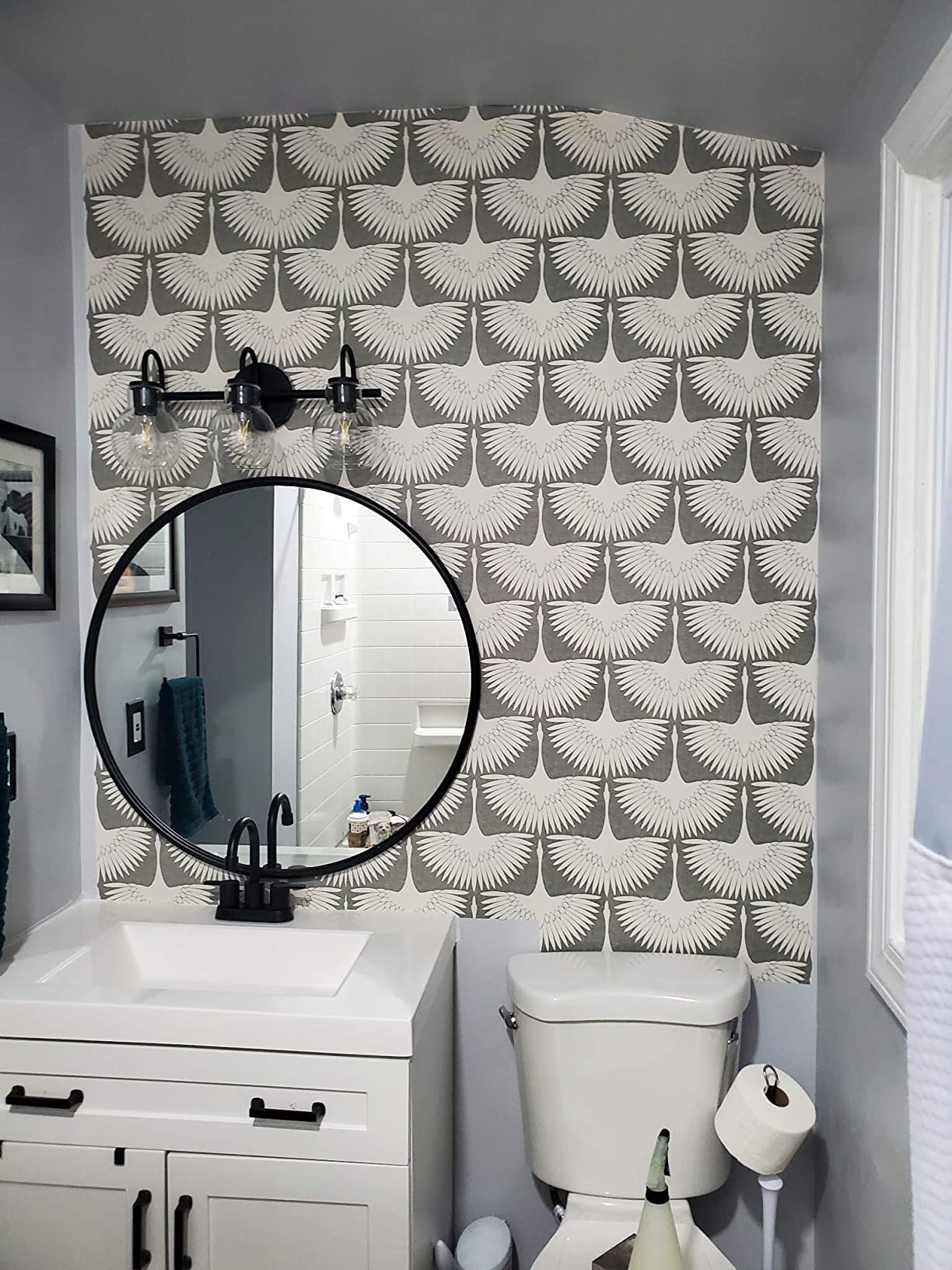 5/mo Finance Tempaper x Genevieve Gorder Sahara Blush Feather Flock