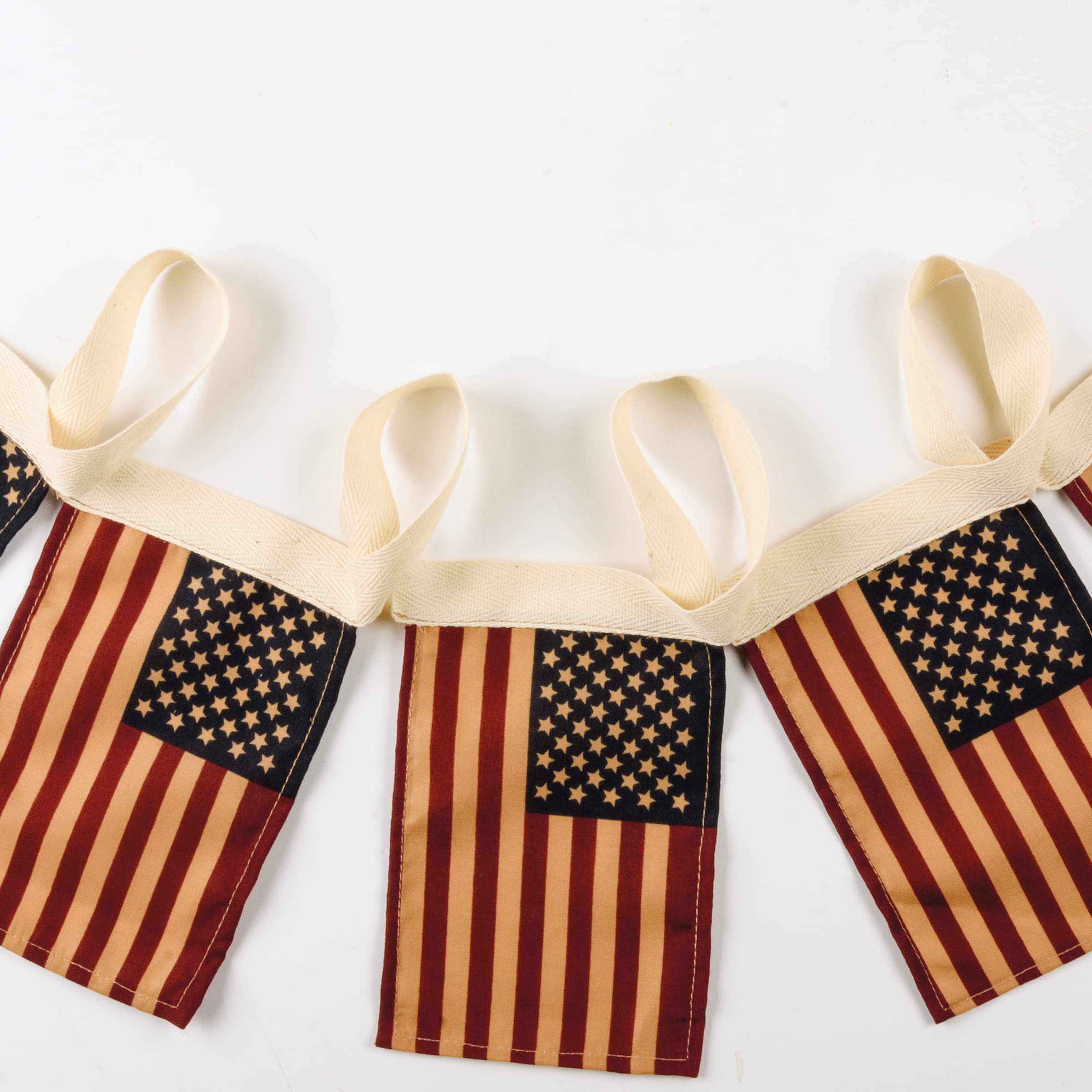 Primitives by Kathy Piccola ghirlanda di bandiere patriottiche