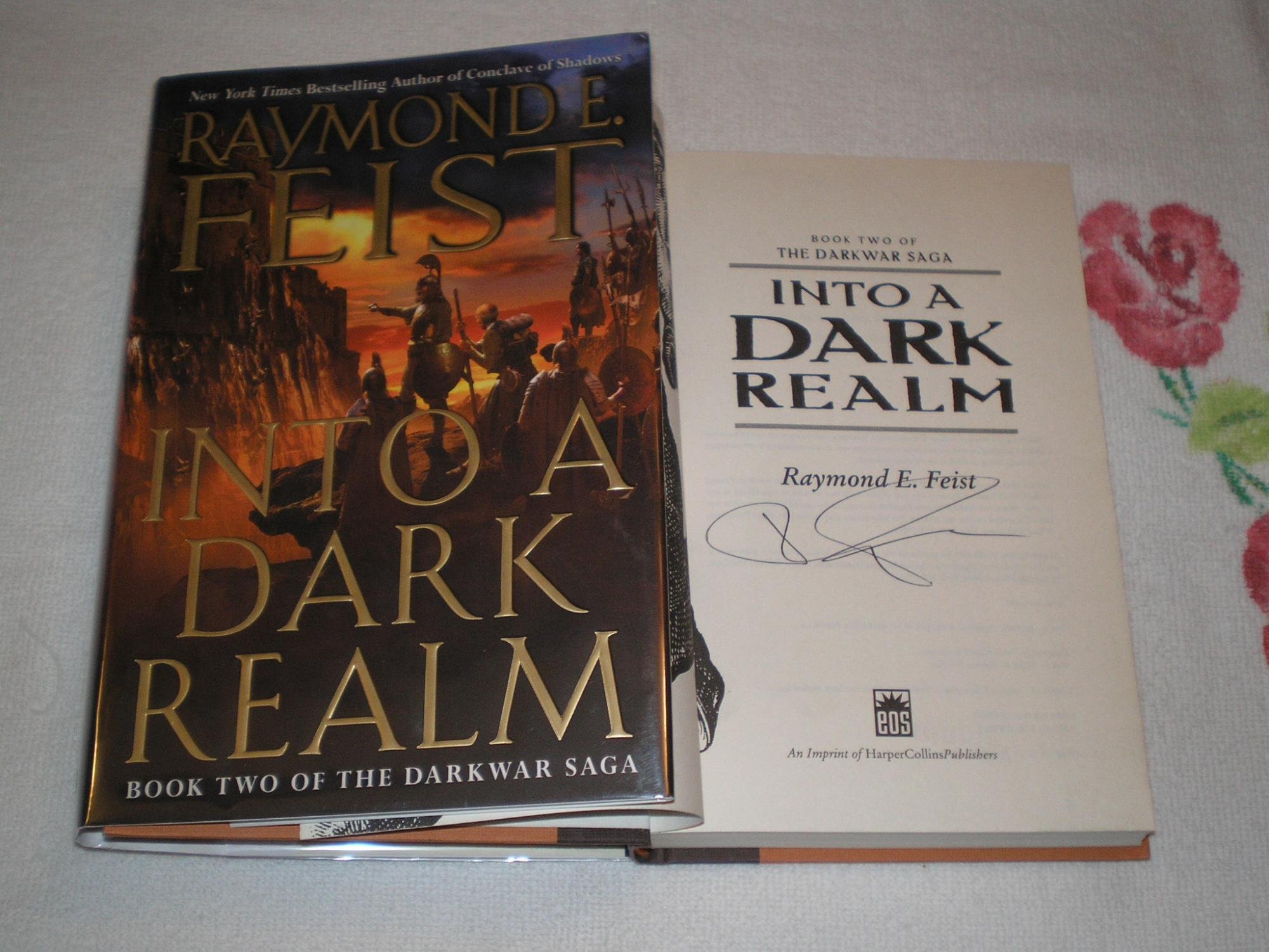 Buy Into a Dark Realm: Book Two of the Darkwar Saga — BookShops.in