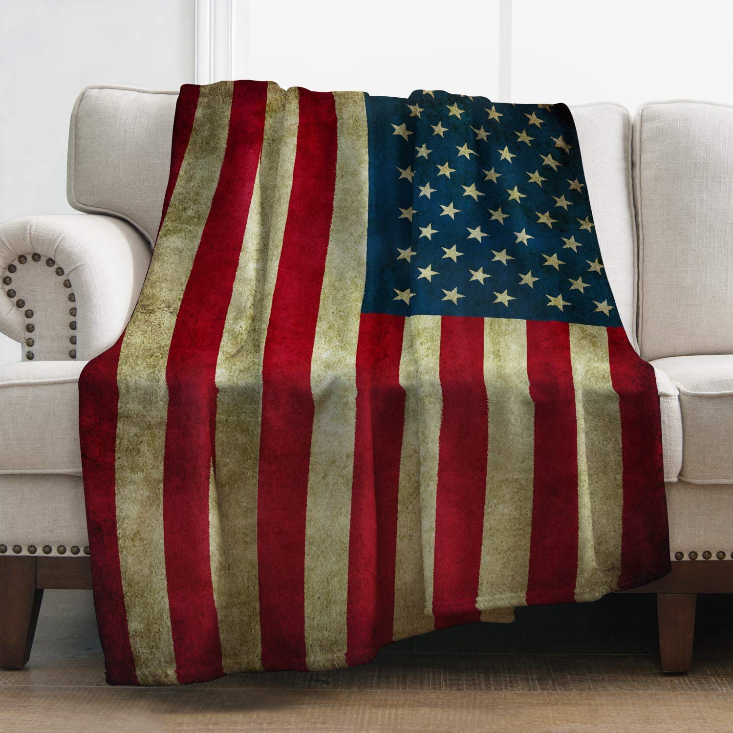 Binienty Fuzzy Ultra Soft Bedding Blankets, Retro American Flag Design, Flannel Fleece Throw Blanket for Bed Couch Sofa — image 1