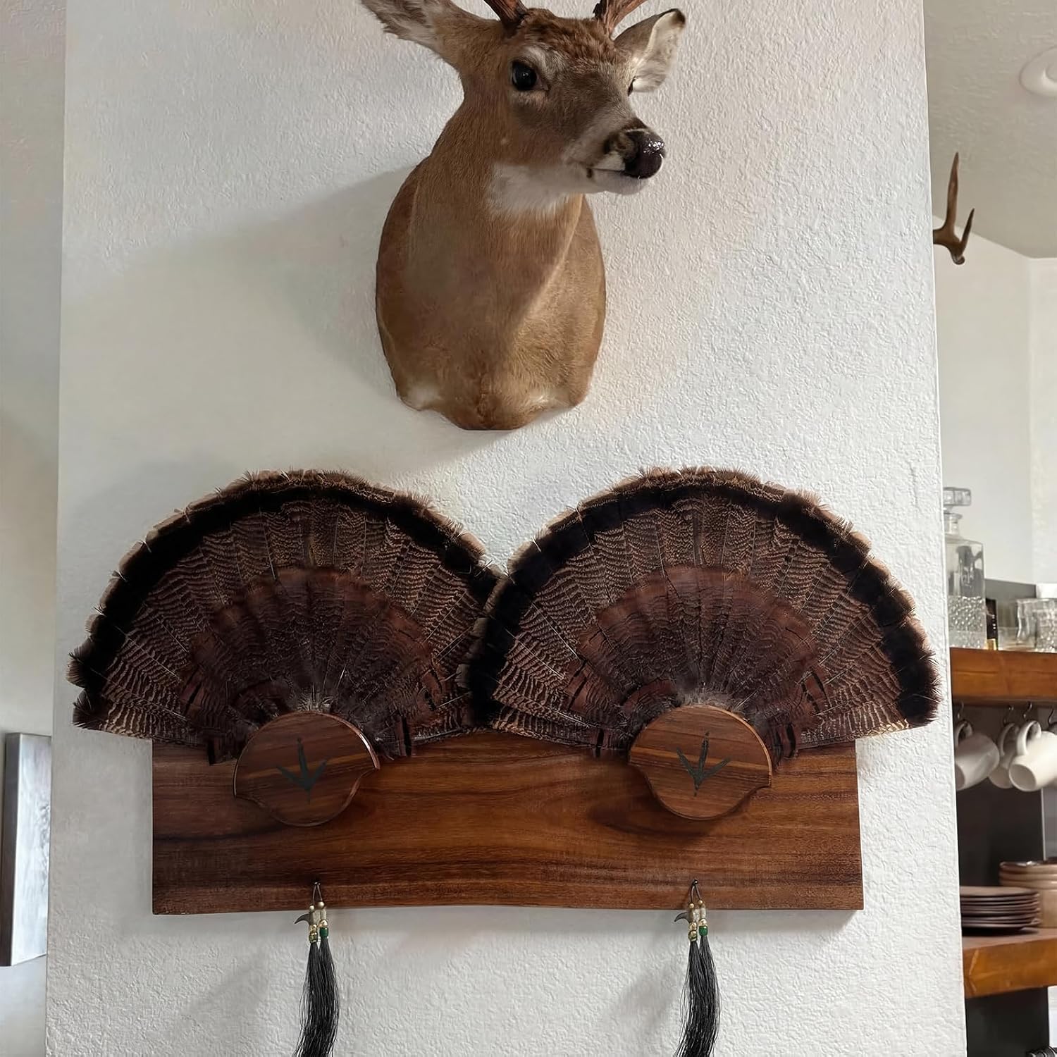 Briwooody Turkey Fan Mount Kit Multi Fan Pine Turkey Tail Display Plaque Rack 30 Inch Wooden Wall Mount for Multiple Feathers Hunting Trophy Decor Rustic Cabin Home with Metal Hooks(Classic)