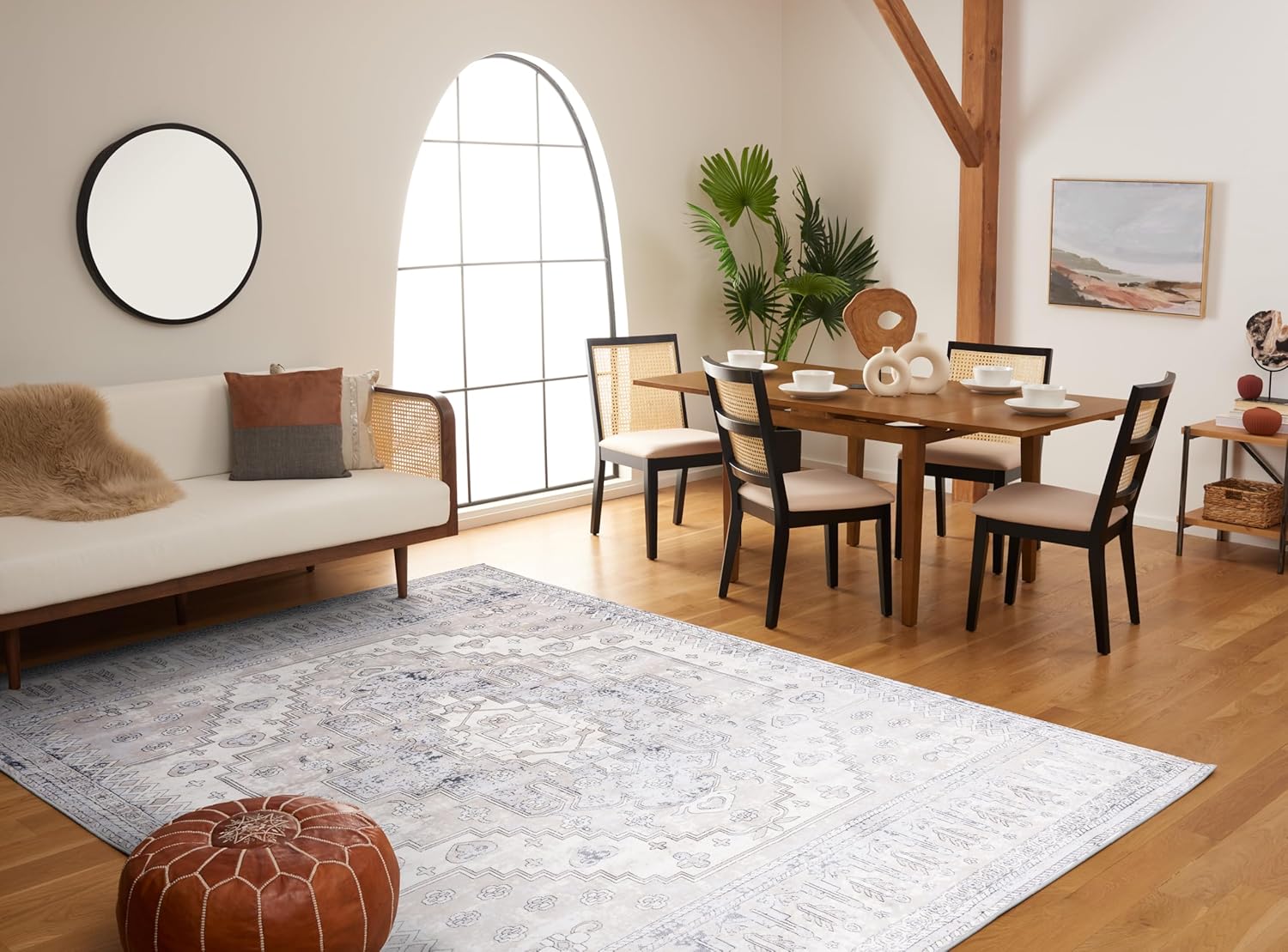 Ivory and Gray Synthetic Non-Slip Area Rug 8' x 10'