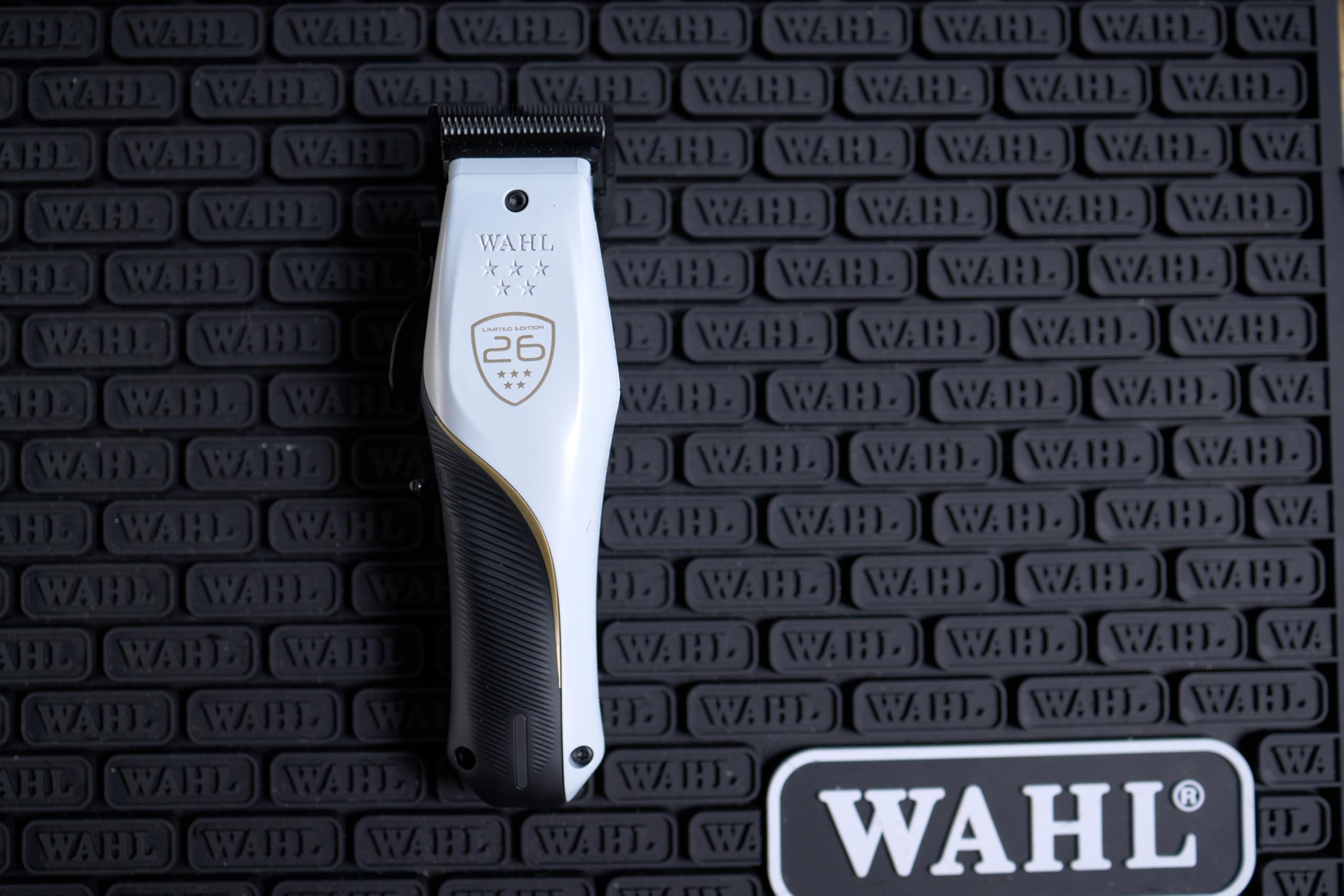 Wahl Vapor CE, Cortapelos Inalámbrico, Cuchilla F32 Fadeout, 2,5 Horas | Cortapelos Inalámbrico, Cuchilla F32 Fadeout Zero Gap, Motor sin Escobillas 8000 RPM Adaptativo, hasta 2,5 Horas, 280 g