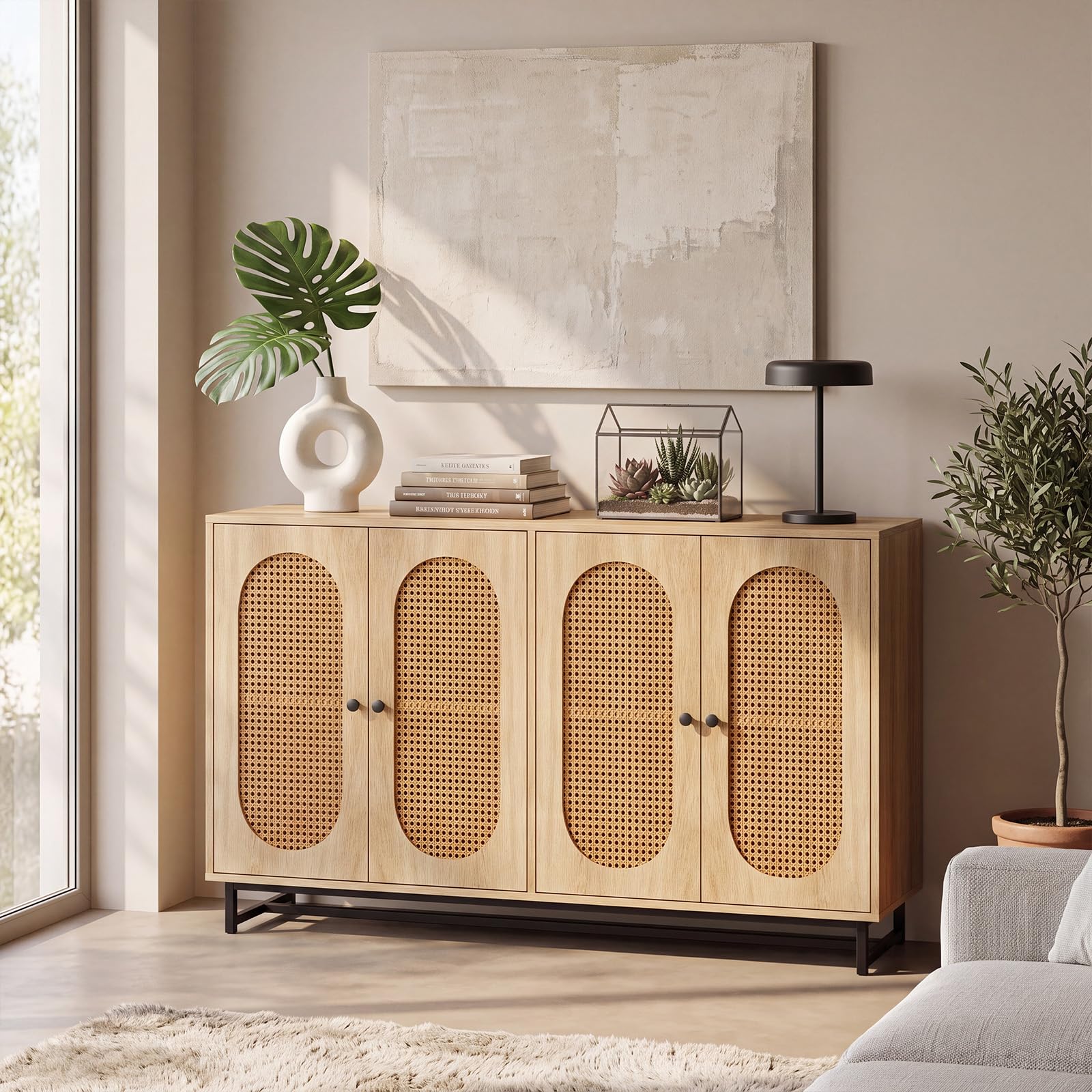 GIANTEX Credenza da Cucina a 4 Ante, con Rattan Decorativo, 126x40x81 cm | Mobile Contenitore Moderno in Legno con Ripiano Regolabile, Dispensa Buffet Lunga e Salvaspazio per Salotto e Ingresso