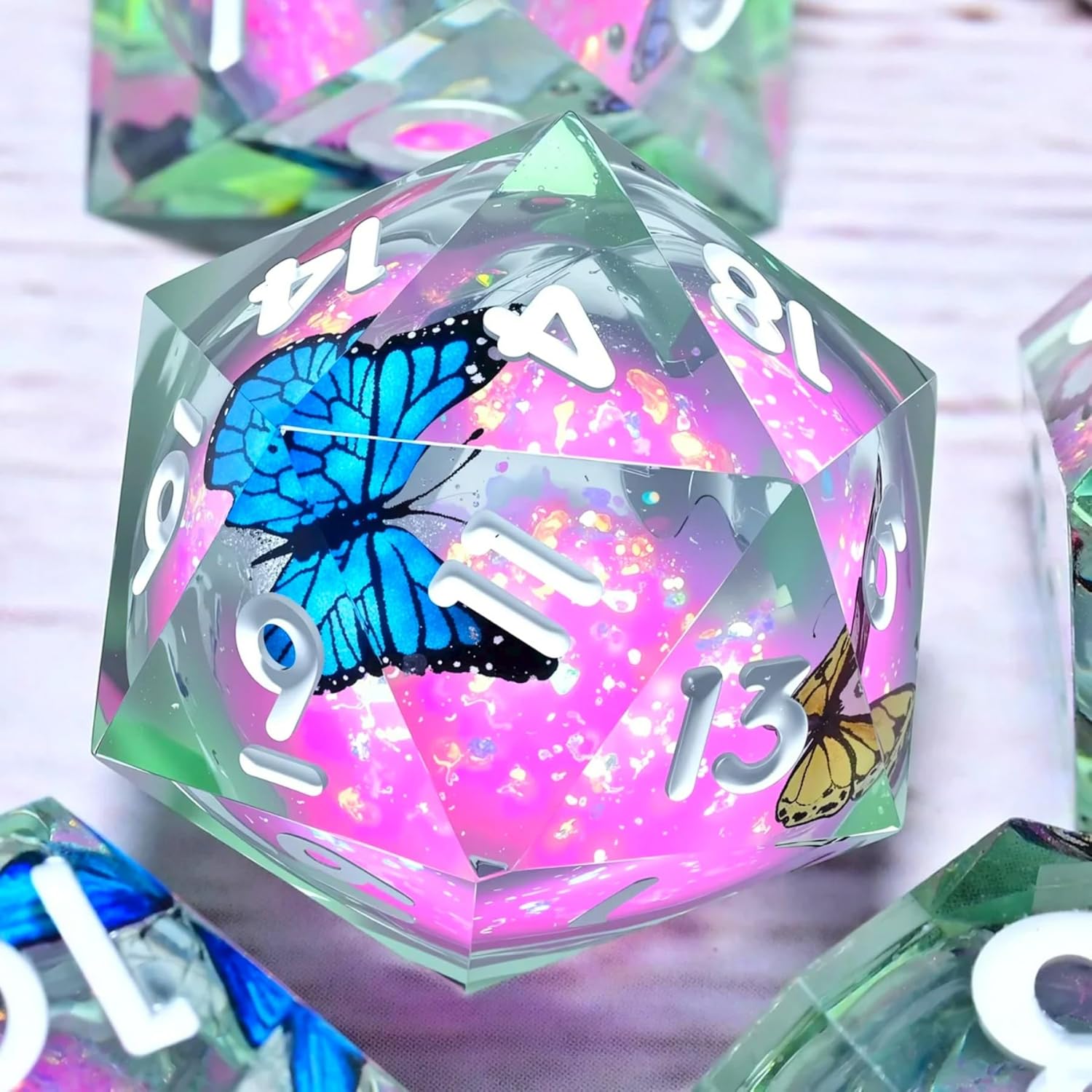 Liquid Core Quicksand Resin DND Dice, Sharp Edge Dungeons and Dragons Polyhedron Game Dice Set for Role Playing Games RPG Explorer Magic, Holiday Birthday Gifts Party Favors