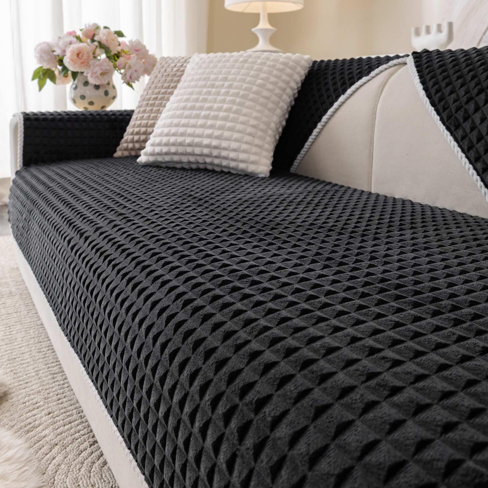 Aucrovee Soft Plush Plaid Couch Cover Washable, Non Slip Fleece Sectional Sofa Covers for 3 Cushion Couch Sofa L Sharped Sofa Slipcover for Pets,