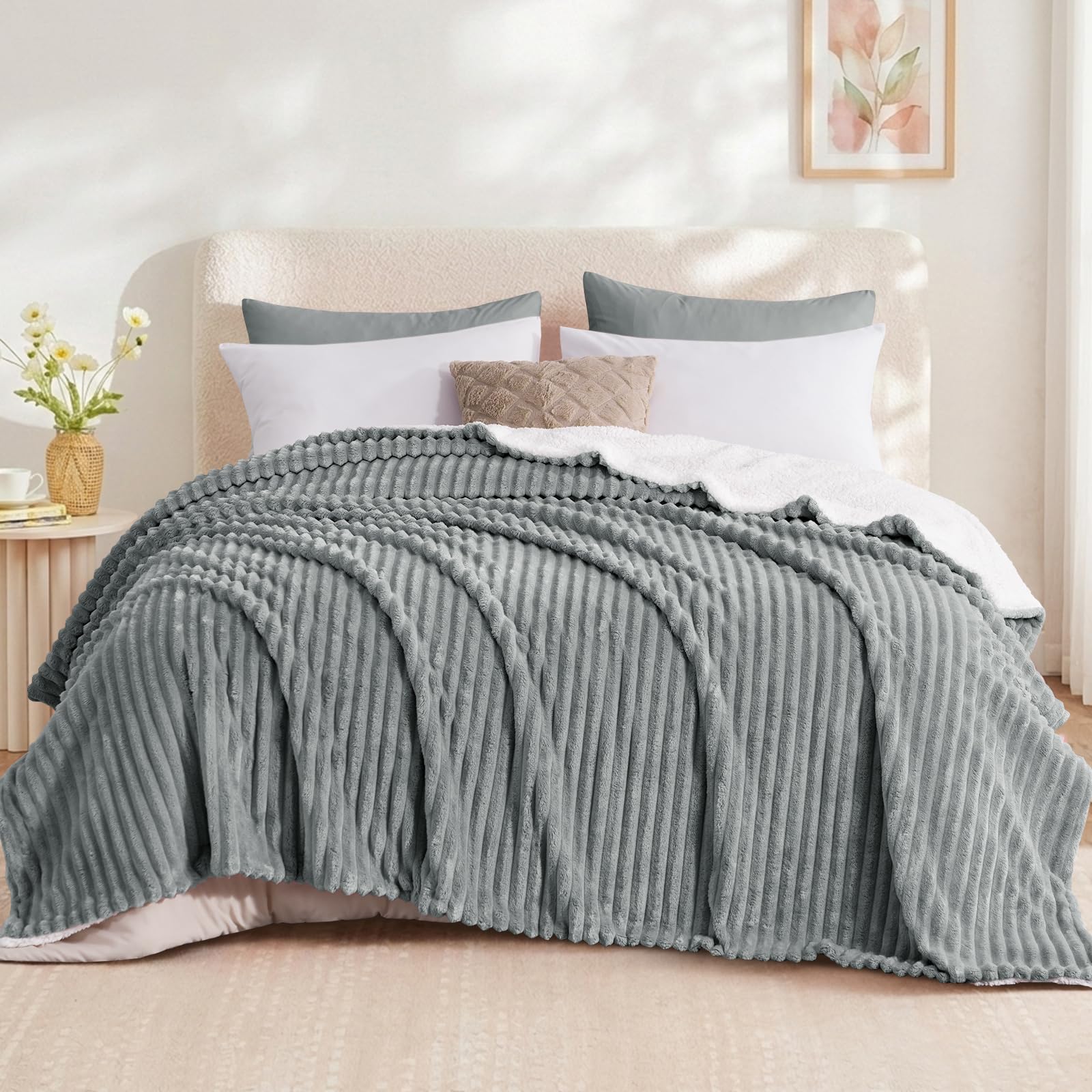 Aisbo Sherpa Fleece Throws for Sofas King Size - Fluffy Bed Blanket,Grey — image 1