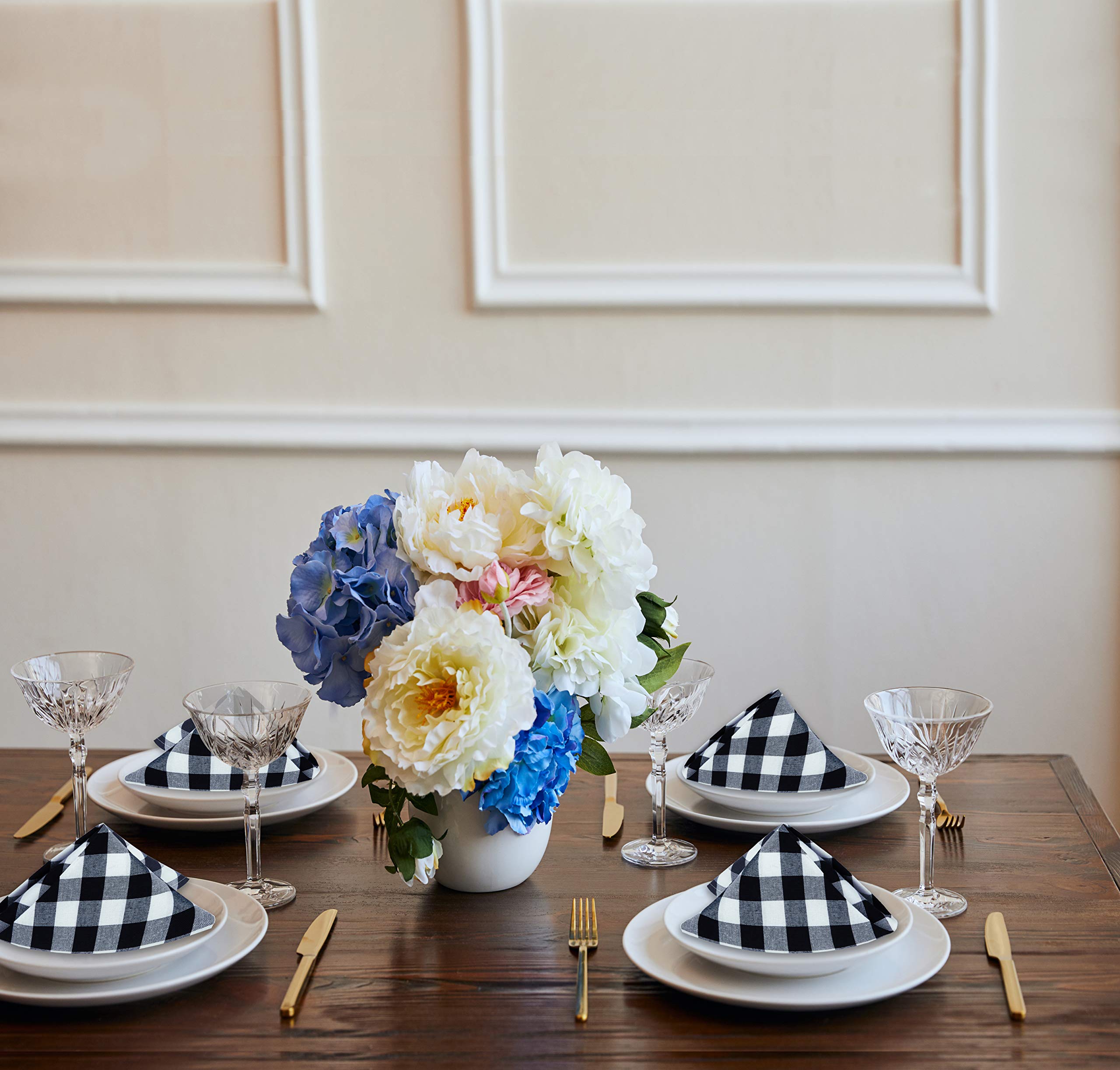 Buffalo Check Dinner Table Napkins, 4 Pack, Black & White- 17