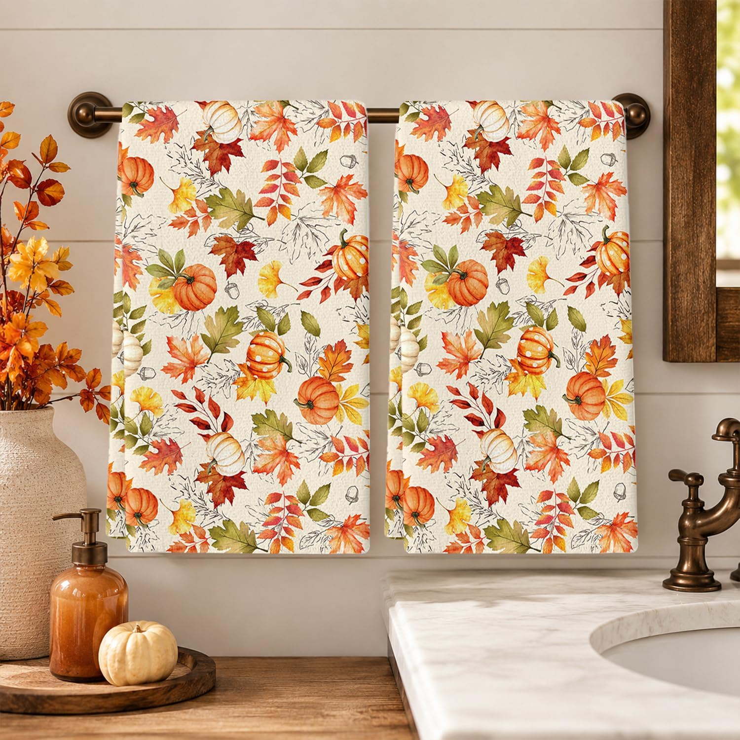 Fall Hand Towels Set of 2,Pumpkins Maple Leaves Hand Towels for Bathroom