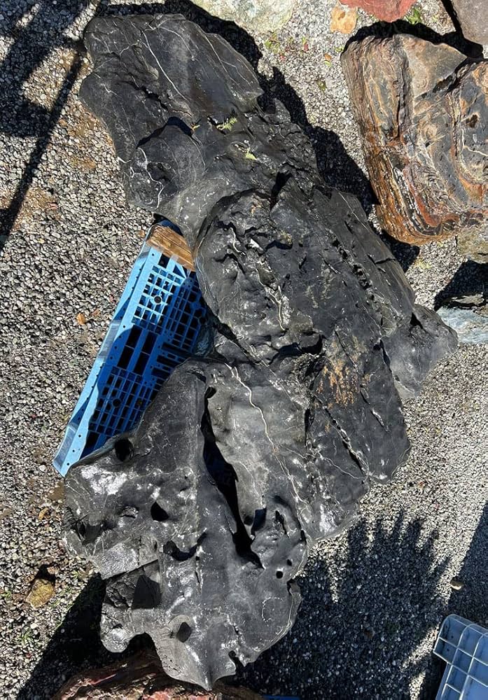 太湖石　置物　714g 幅約21㎝(太湖石) 東な7-0317☆2F 中国 鑑賞石 太湖石 霊壁石 置物 自然石 飾り物｜Yahoo!フリマ