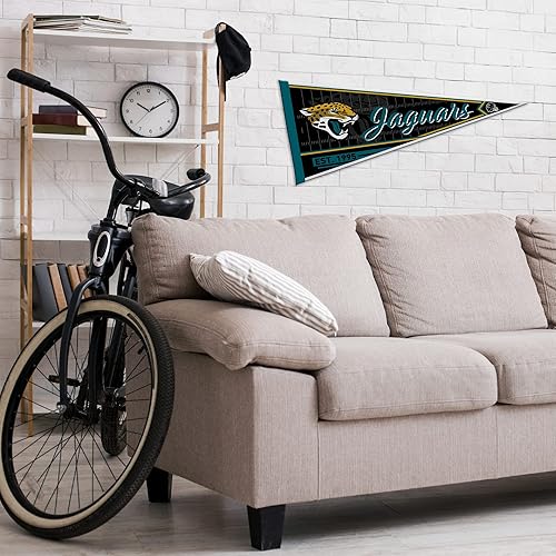 Vista 69 de Rico Industries NFL Football Classic - Banderín de fieltro de 12 x 30 pulgadas para decoración de pared, ideal para el hogar, dormitorio, decoración