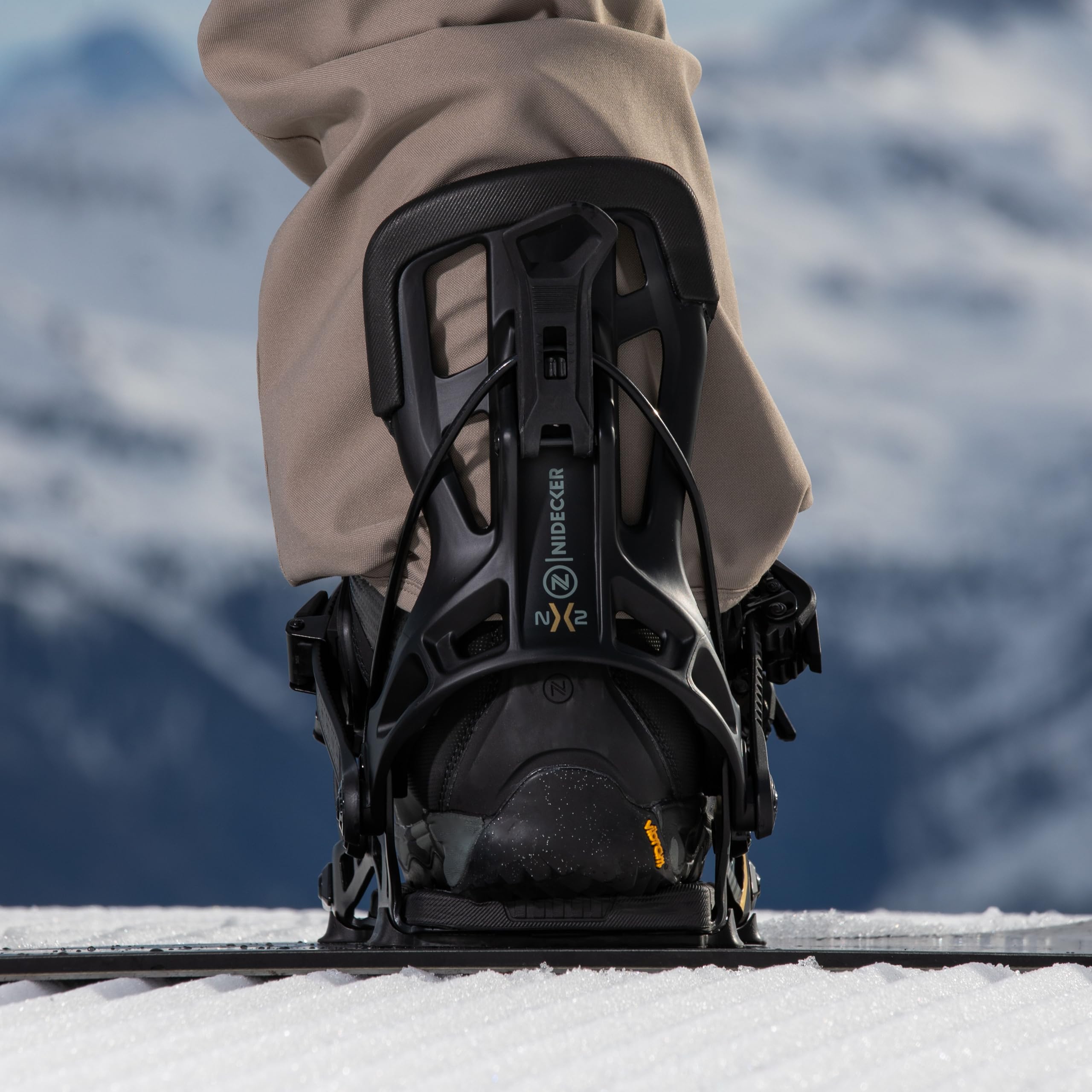 Fixations de Snowboard Nidecker Flow NX2 All-Mountain Power avec Plaque de Base en Aluminium et Sangle Fusion